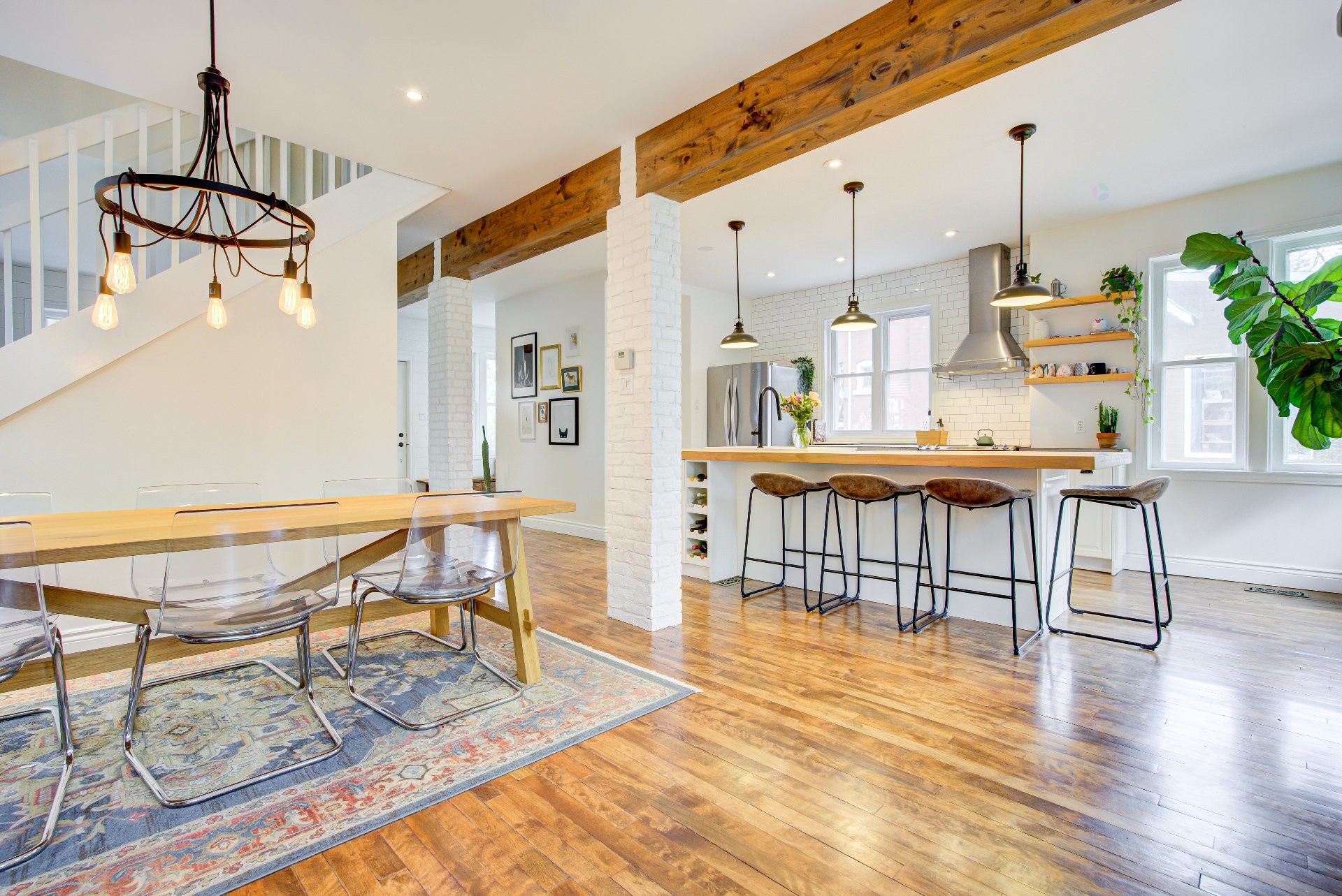 









432


Rue Parker

,
Gatineau (Aylmer),




QC
J9H4P7

