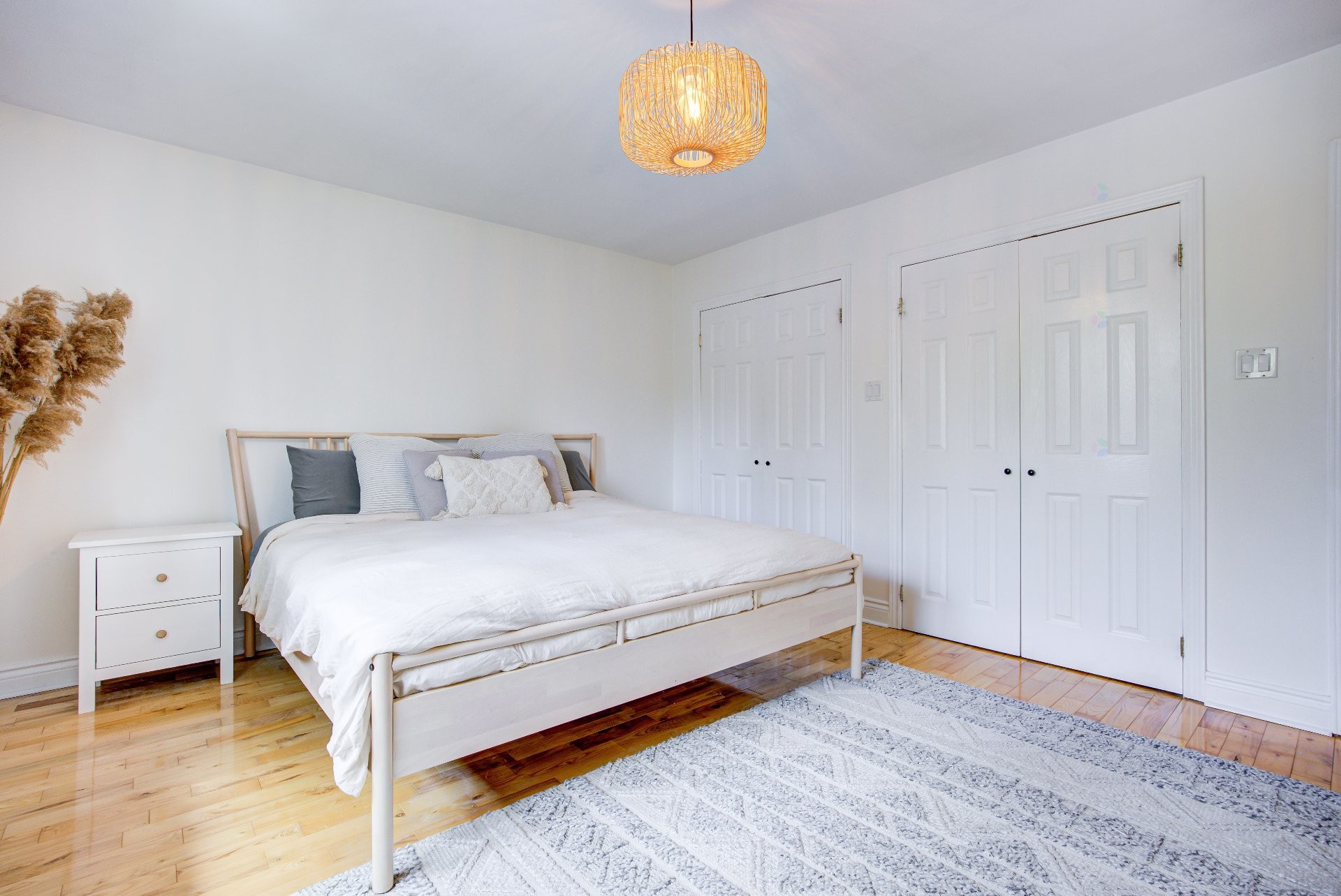 









432


Rue Parker

,
Gatineau (Aylmer),




QC
J9H4P7

