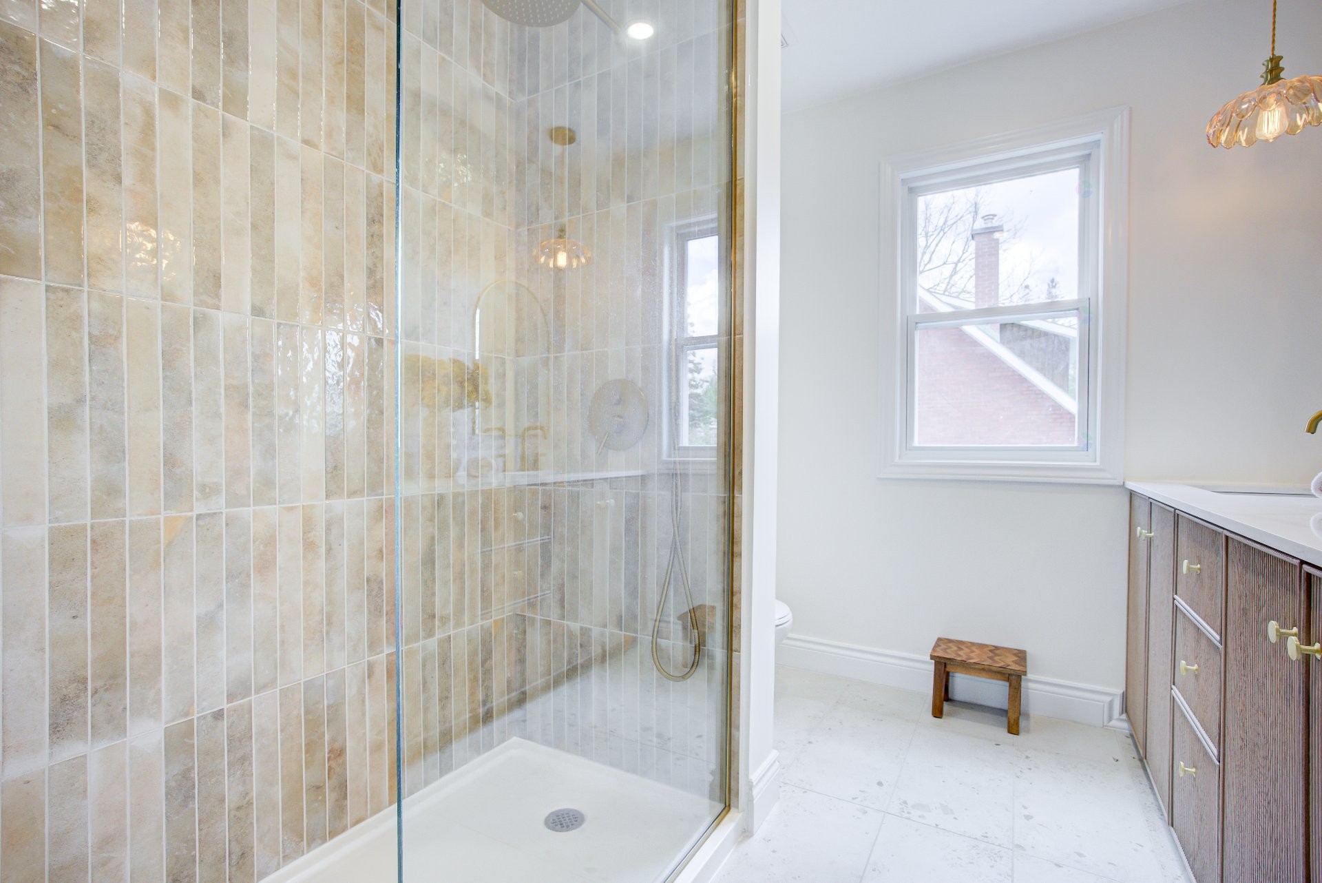 









432


Rue Parker

,
Gatineau (Aylmer),




QC
J9H4P7

