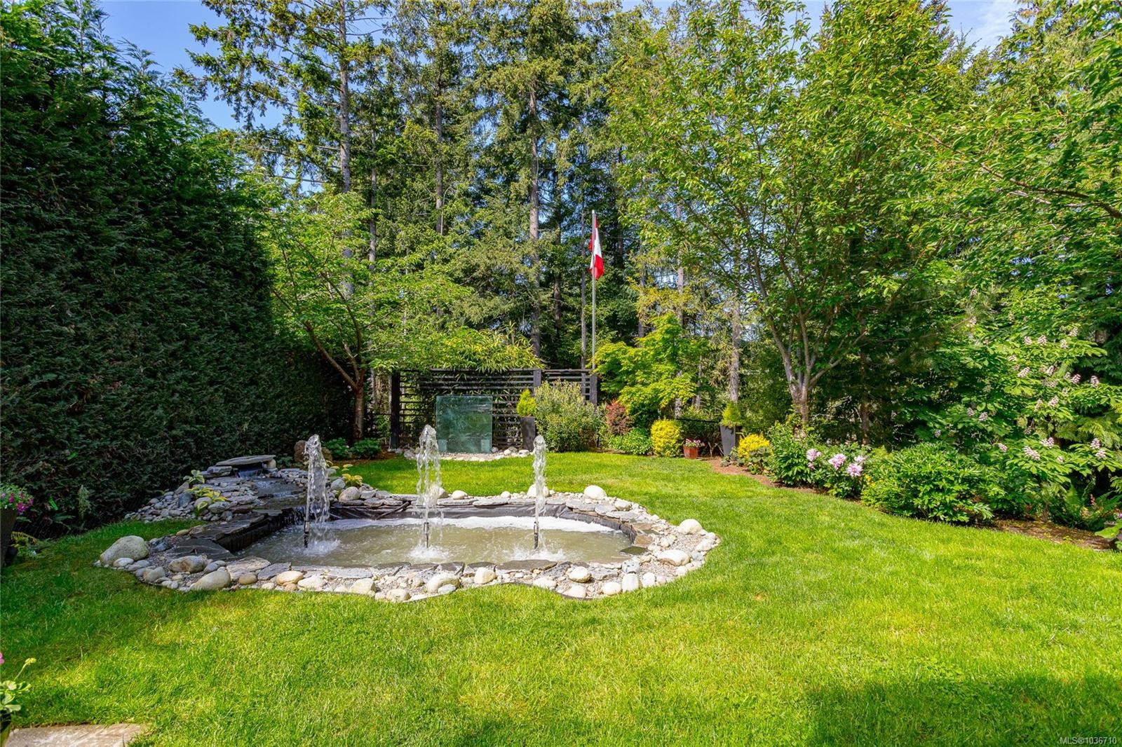 









2044


Rivers

Crossing,
Highlands,




BC
V9B 0S6


