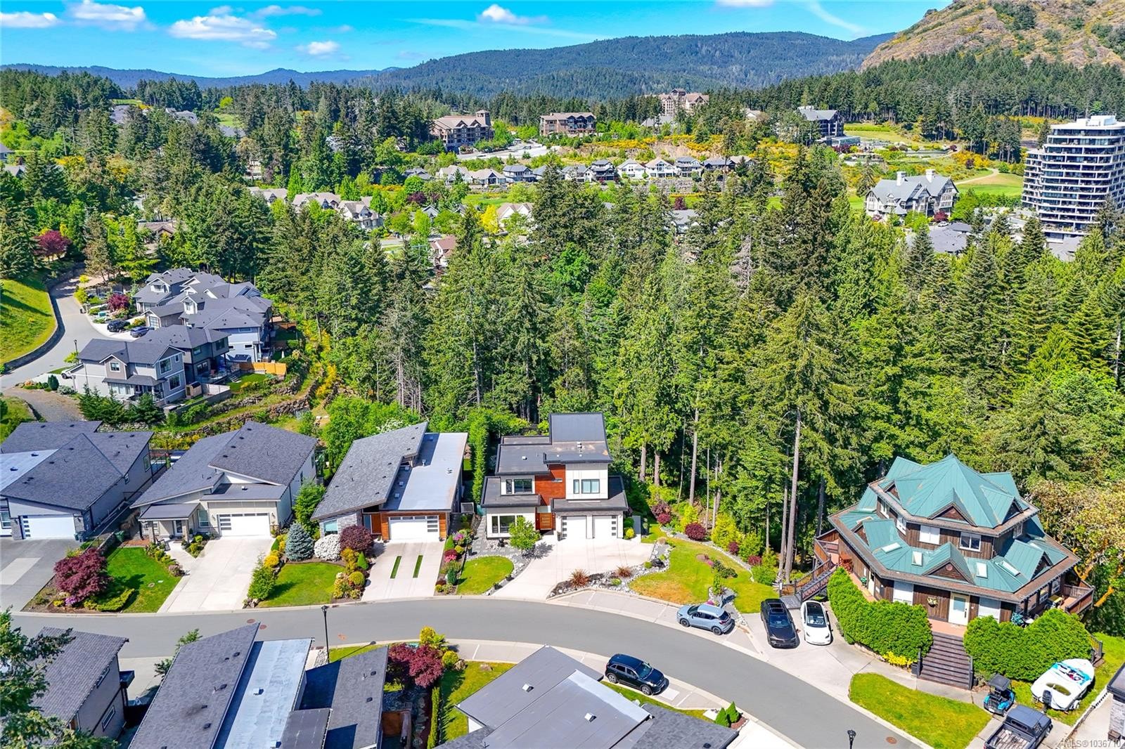 









2044


Rivers

Crossing,
Highlands,




BC
V9B 0S6

