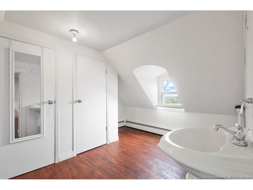 









70


Sullivan Road

,
Kouchibouguac,







NB
E4X 1L7


