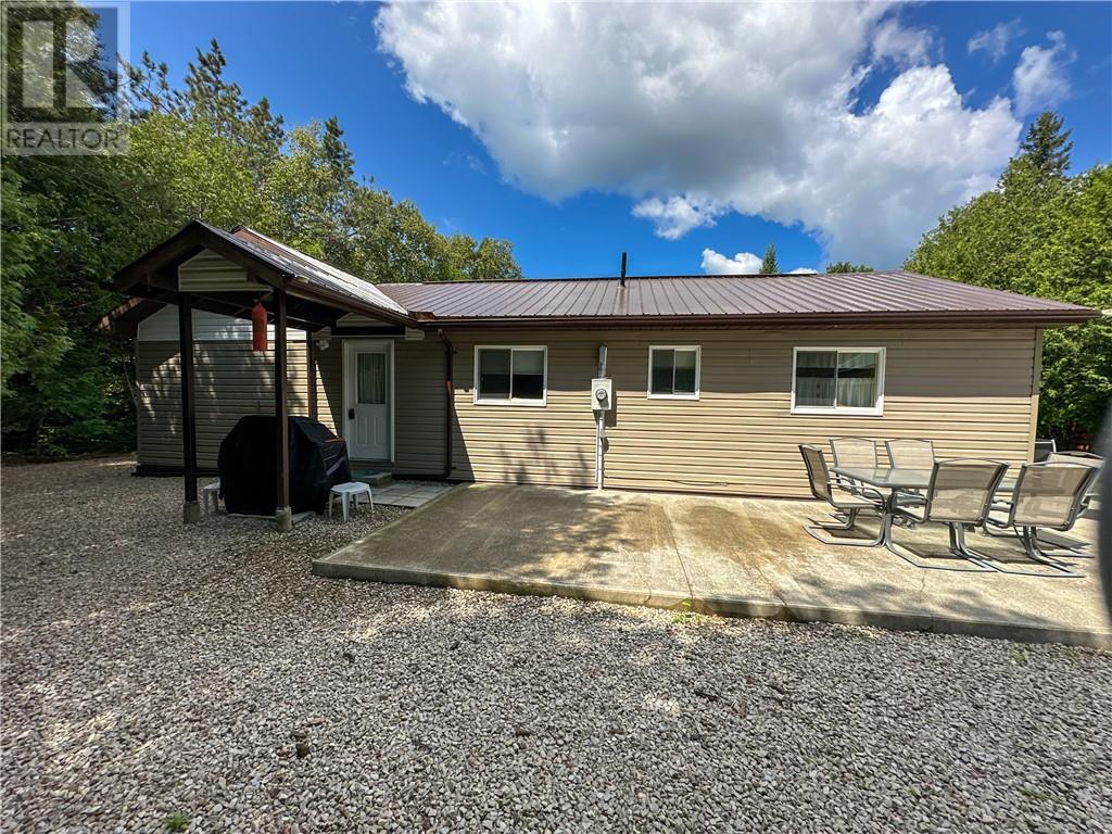 












75 Holmes Street

,
Spring Bay, Manitoulin Island,




Ontario
P0P2B0

