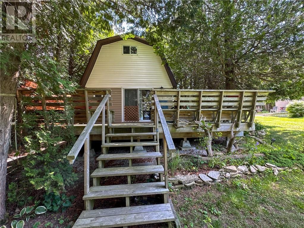 












75 Holmes Street

,
Spring Bay, Manitoulin Island,




Ontario
P0P2B0

