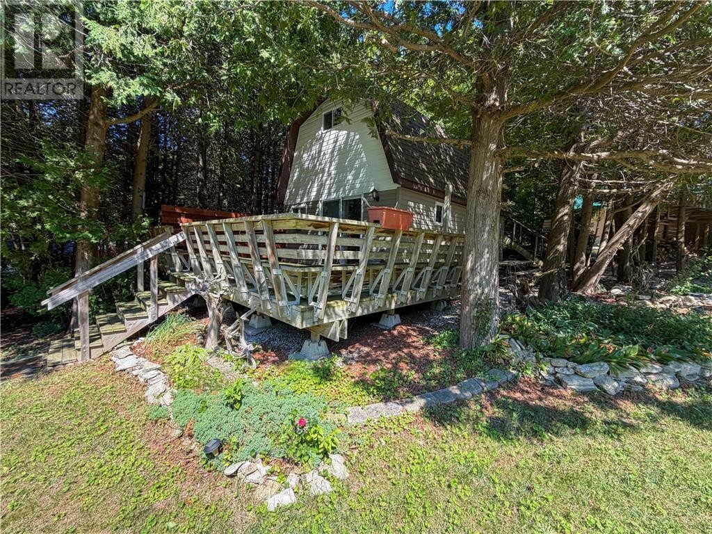












75 Holmes Street

,
Spring Bay, Manitoulin Island,




Ontario
P0P2B0

