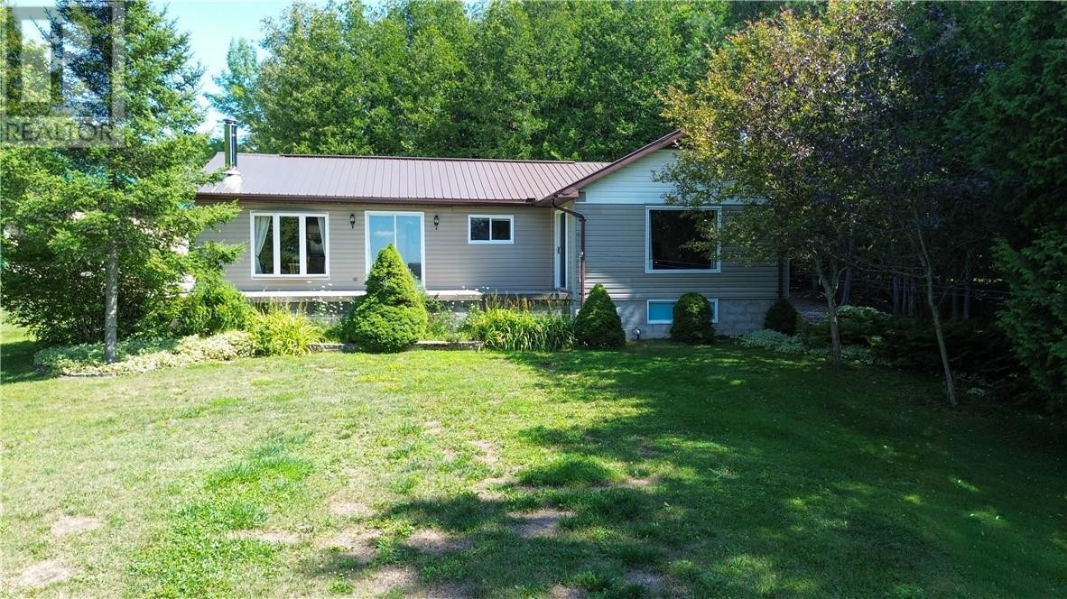 












75 Holmes Street

,
Spring Bay, Manitoulin Island,




Ontario
P0P2B0

