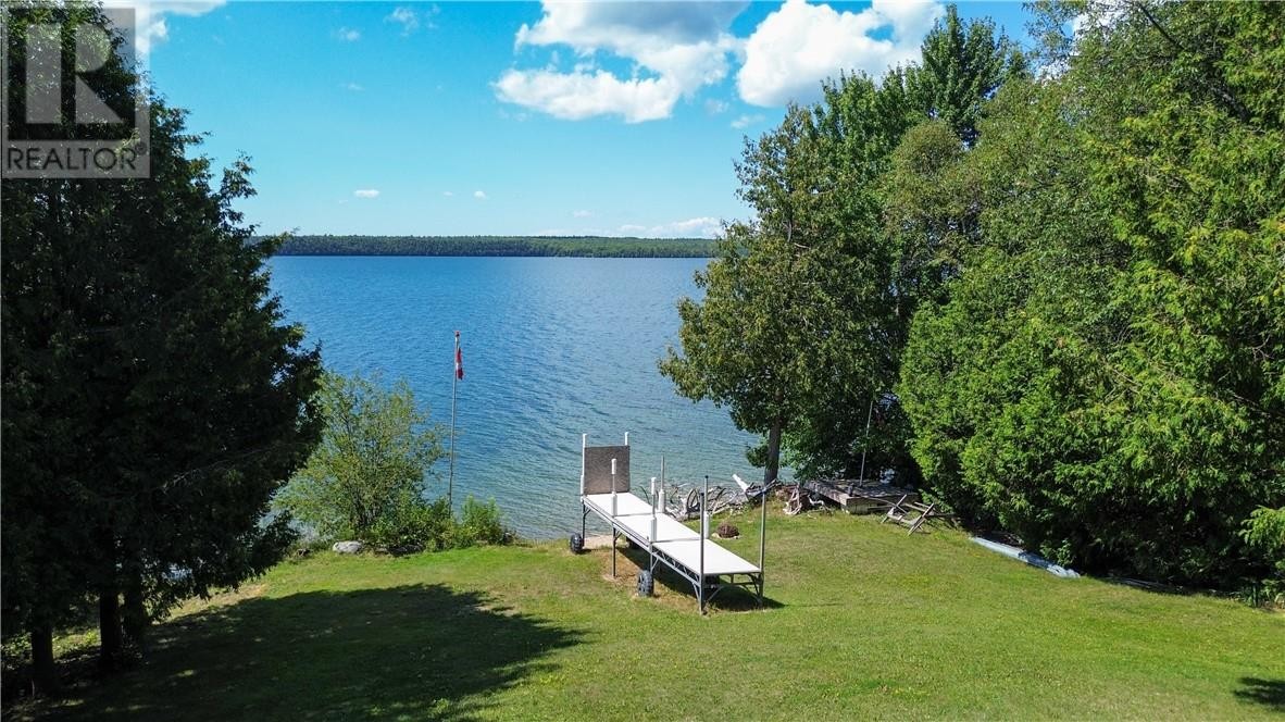 












75 Holmes Street

,
Spring Bay, Manitoulin Island,




Ontario
P0P2B0

