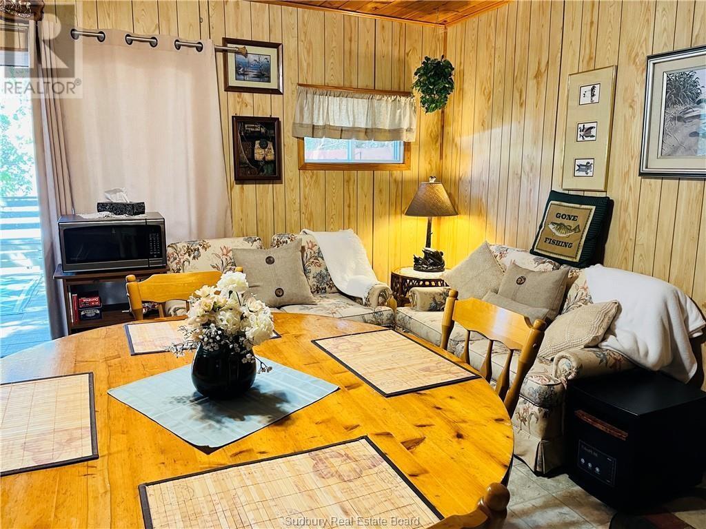 












75 Holmes Street

,
Spring Bay, Manitoulin Island,




Ontario
P0P2B0

