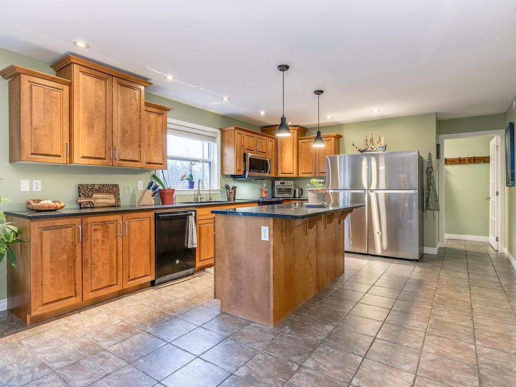 












16 Morgan Drive

,
Lawrencetown,




NS
B2Z 1V6

