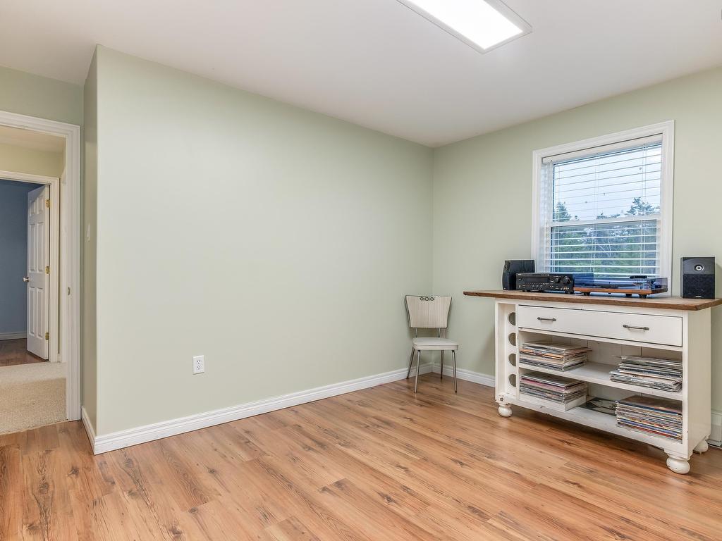 












16 Morgan Drive

,
Lawrencetown,




NS
B2Z 1V6

