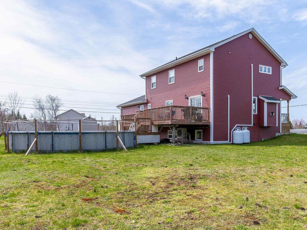 












16 Morgan Drive

,
Lawrencetown,




NS
B2Z 1V6


