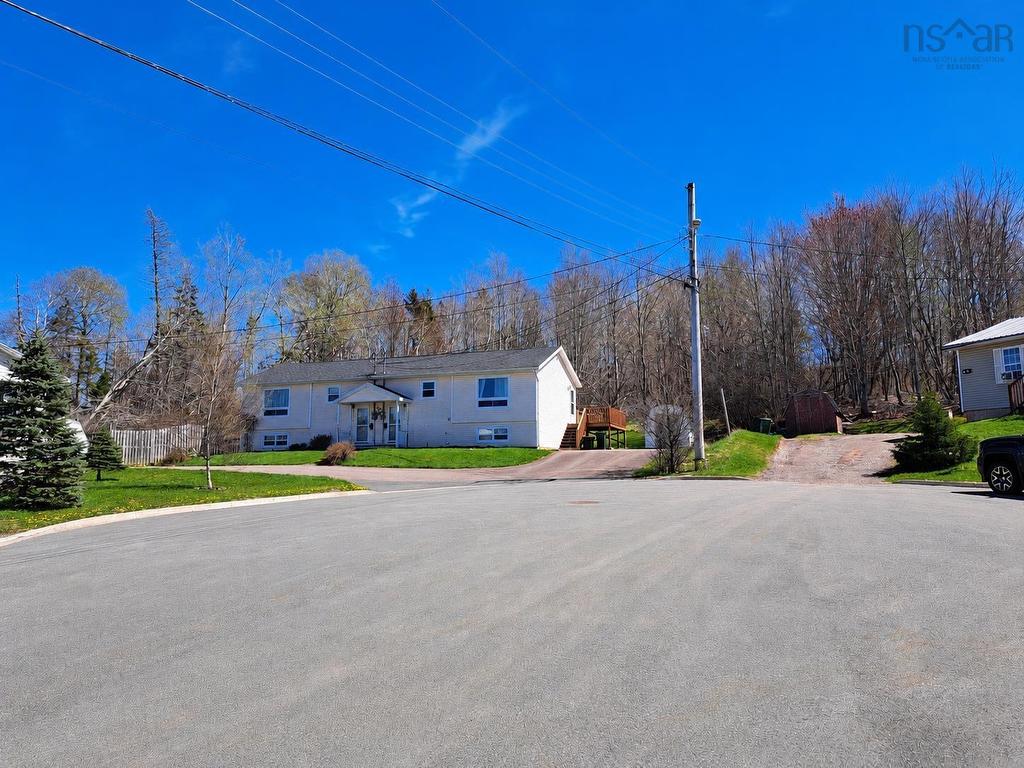 












A & B 29 Schirra Close

,
Truro,




NS
B2N 5X8

