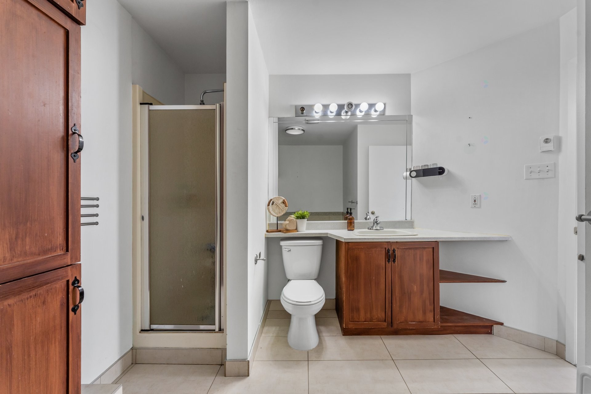 









3442

 - 3446


Rue Édith

,
Laval (Chomedey),




QC
H7P9Z7

