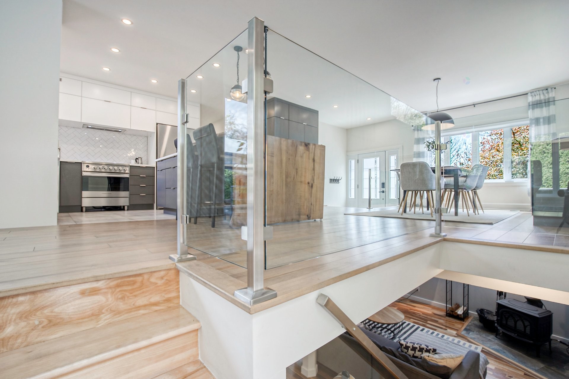 









1120


Rue Dolbeau

,
Saint-Bruno-de-Montarville,




QC
J3V4J5

