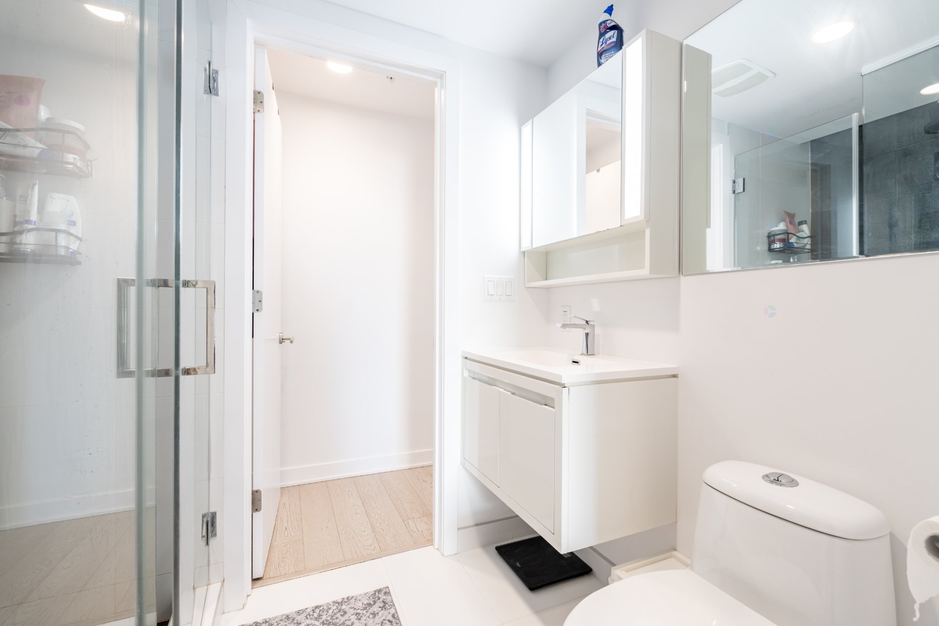 









1288


Av. des Canadiens-de-Montréal

, 1703,
Montréal (Ville-Marie),




QC
H3B3B3

