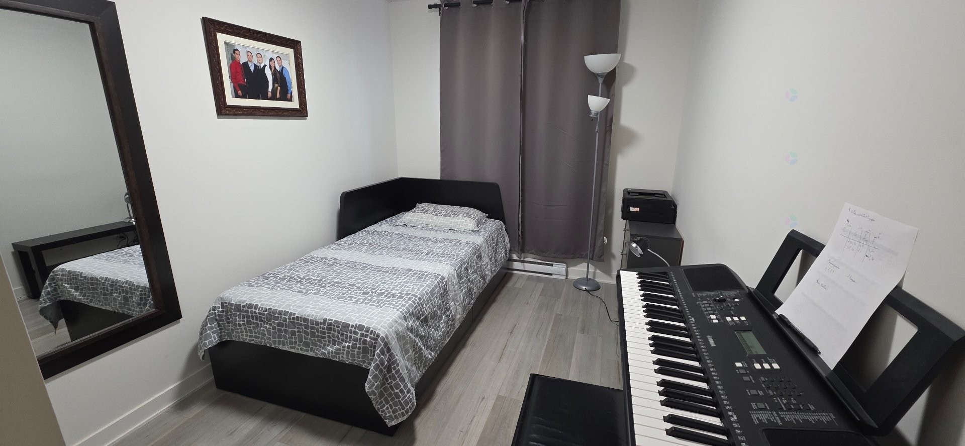 









1971


Rue Préfontaine

,
Longueuil (Le Vieux-Longueuil),




QC
J4Z3X6

