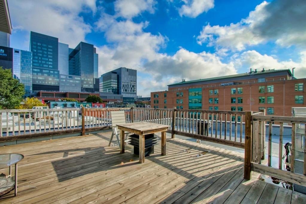 









1055


Rue De Bullion

, 3,
Montréal (Ville-Marie),




QC
H2X2Z2

