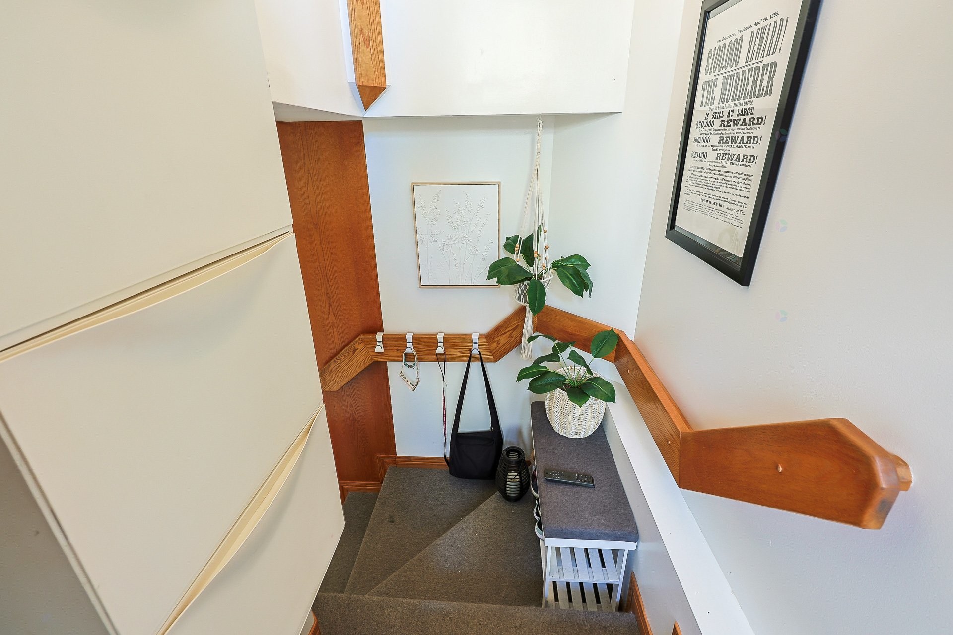 









115A

 - 115B


Rue Georges

,
Gatineau (Masson-Angers),




QC
J8M1A1

