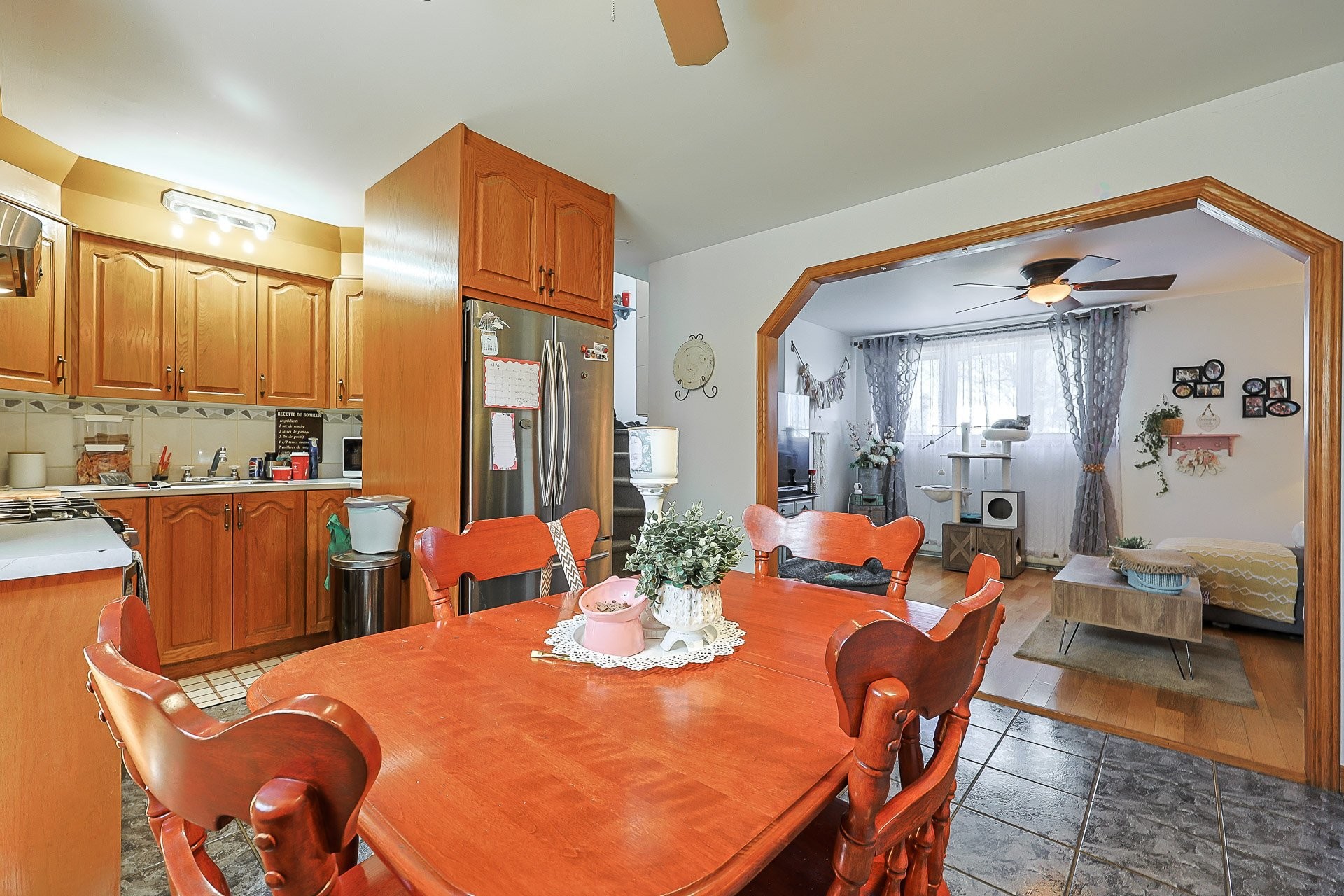









115A

 - 115B


Rue Georges

,
Gatineau (Masson-Angers),




QC
J8M1A1

