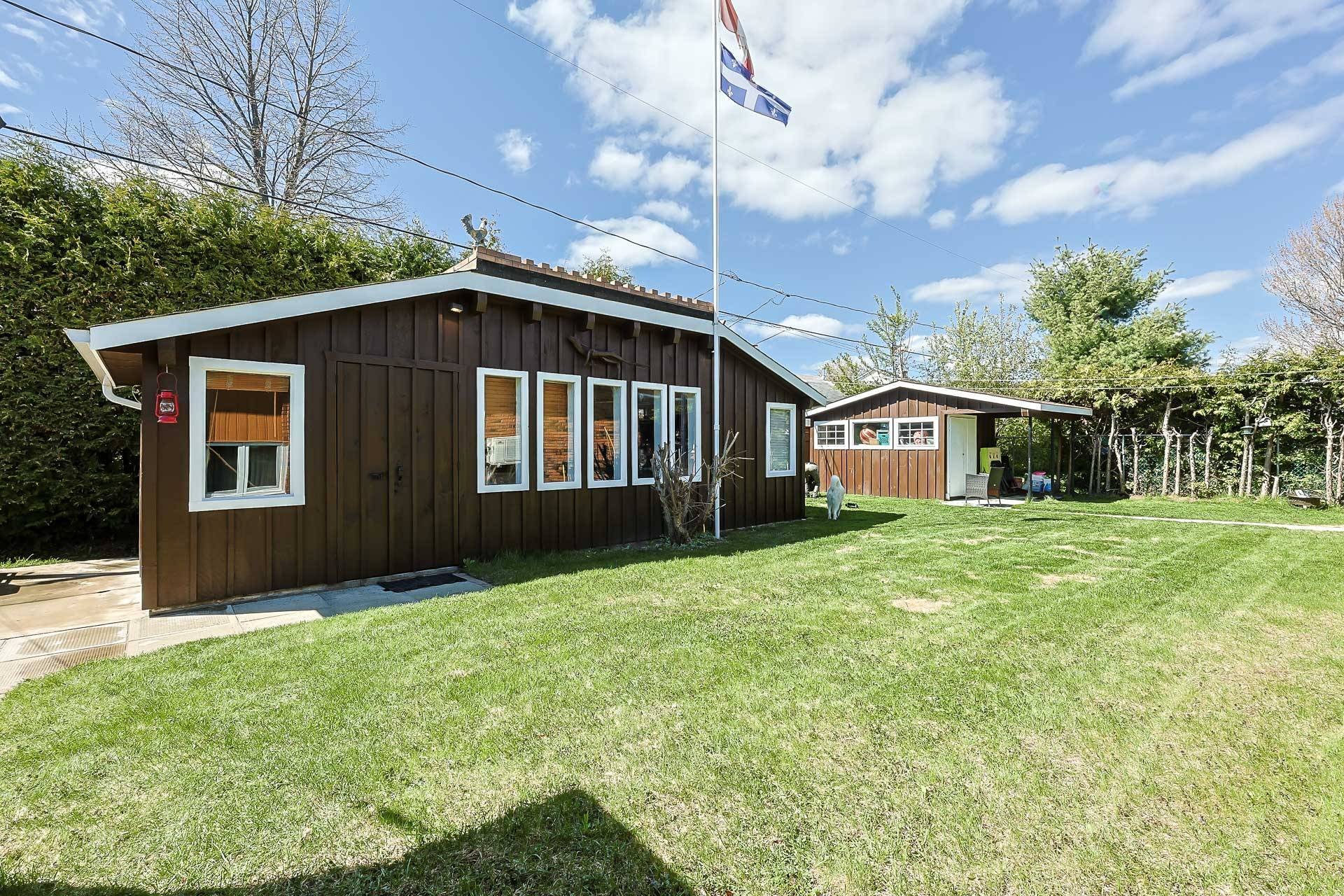 









115A

 - 115B


Rue Georges

,
Gatineau (Masson-Angers),




QC
J8M1A1

