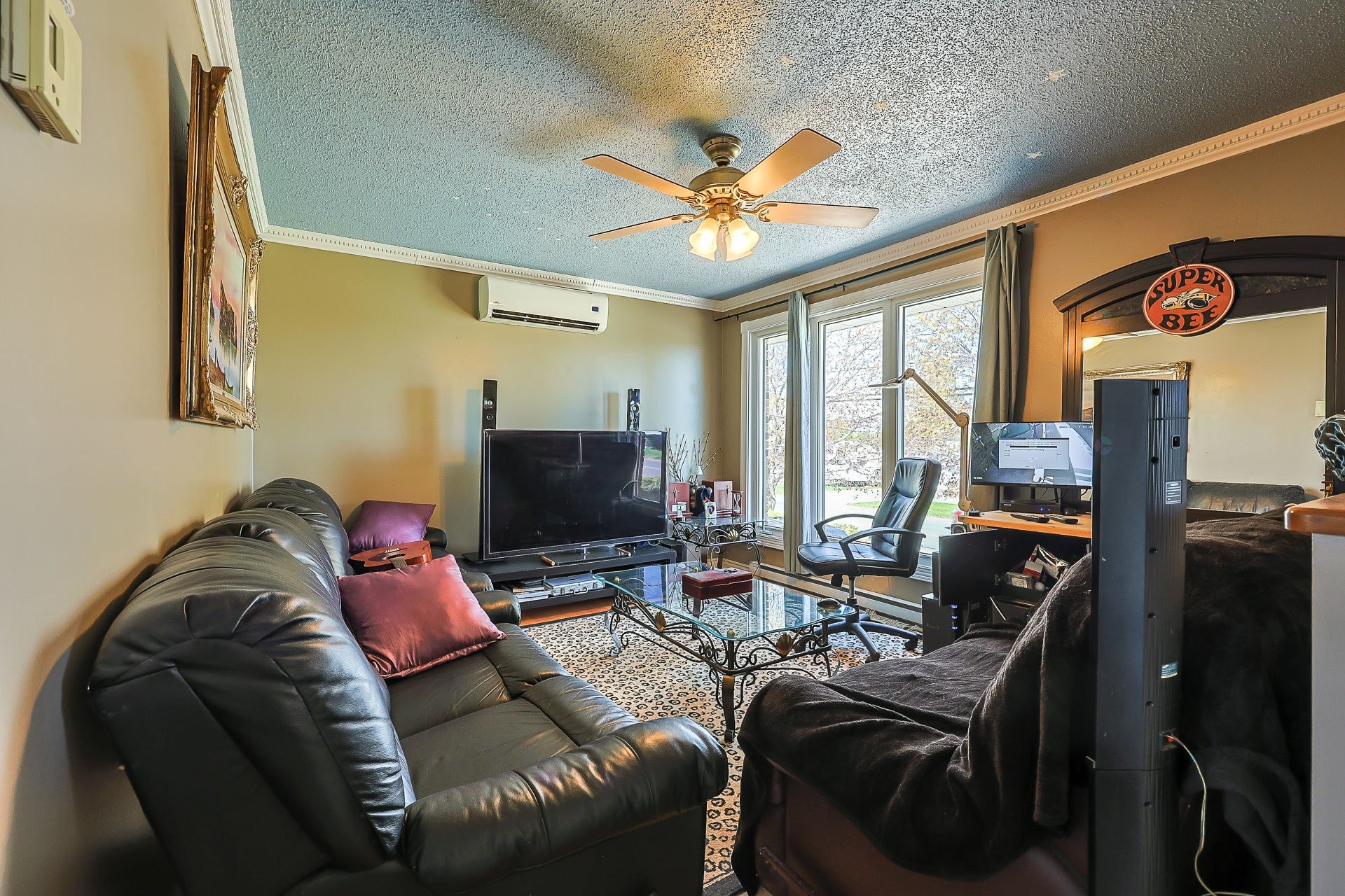 









115A

 - 115B


Rue Georges

,
Gatineau (Masson-Angers),




QC
J8M1A1

