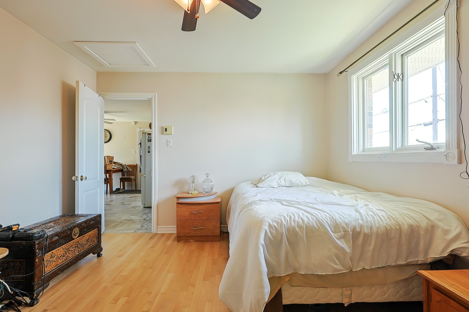 









115A

 - 115B


Rue Georges

,
Gatineau (Masson-Angers),




QC
J8M1A1

