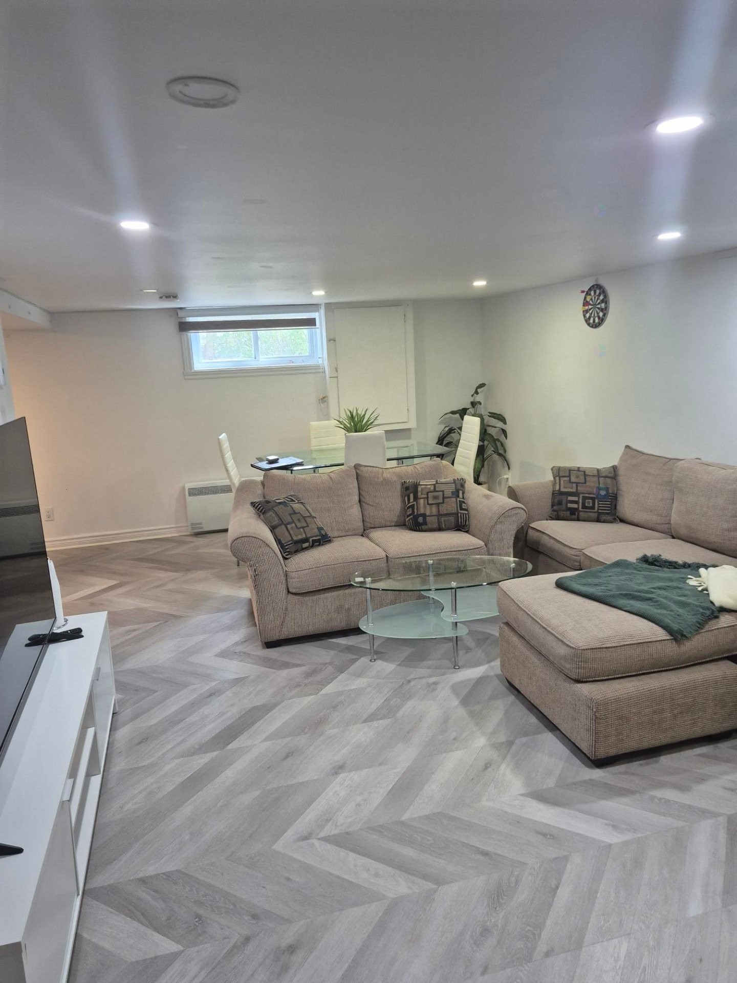 









14192Z


Rue Forsyth

,
Montréal (Rivière-des-Prairies/Pointe-aux-Trembles),




QC
H1A1G9

