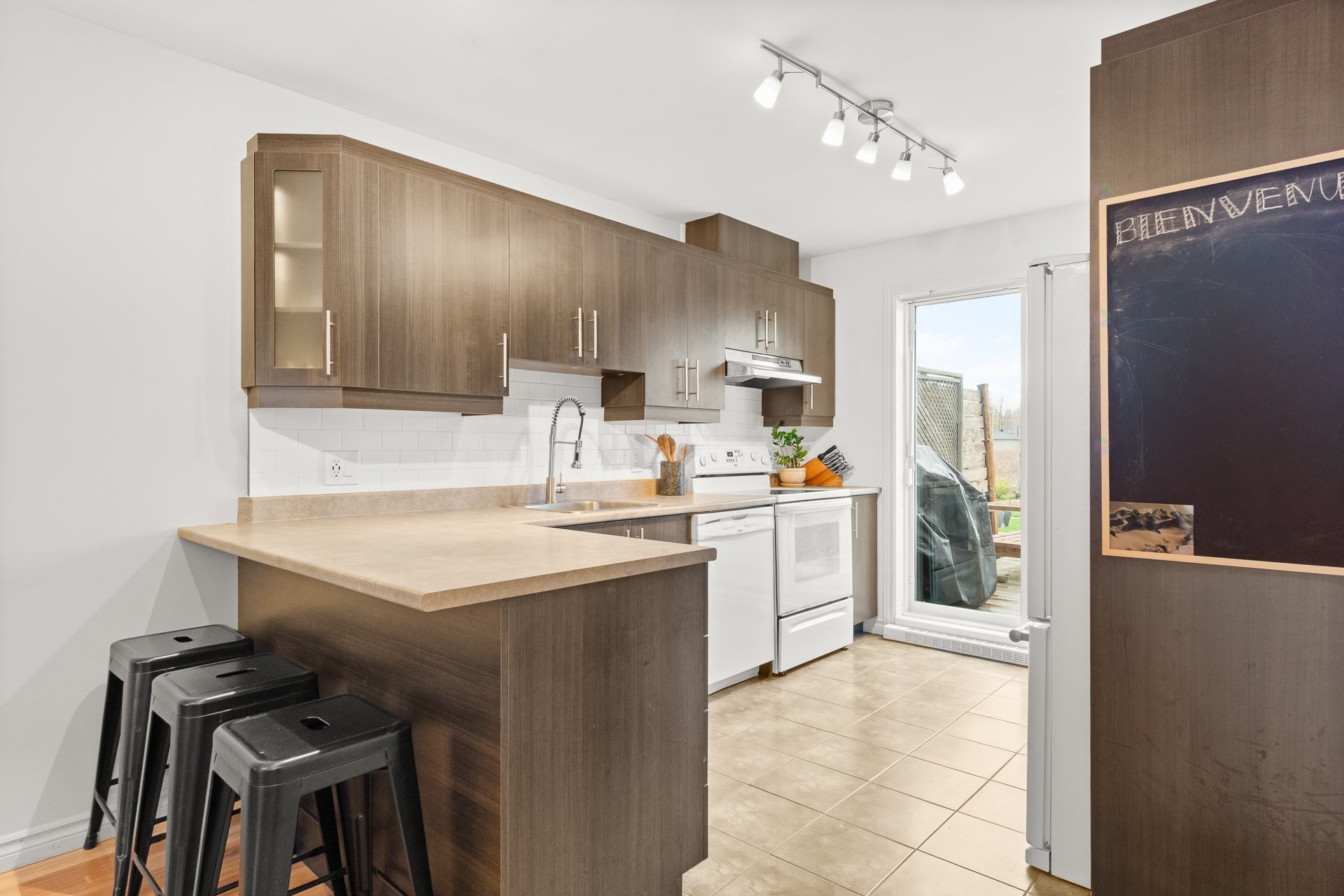 









8049


Rue J.-A.-Vincent

,
Trois-Rivières,




QC
G8Y7J9

