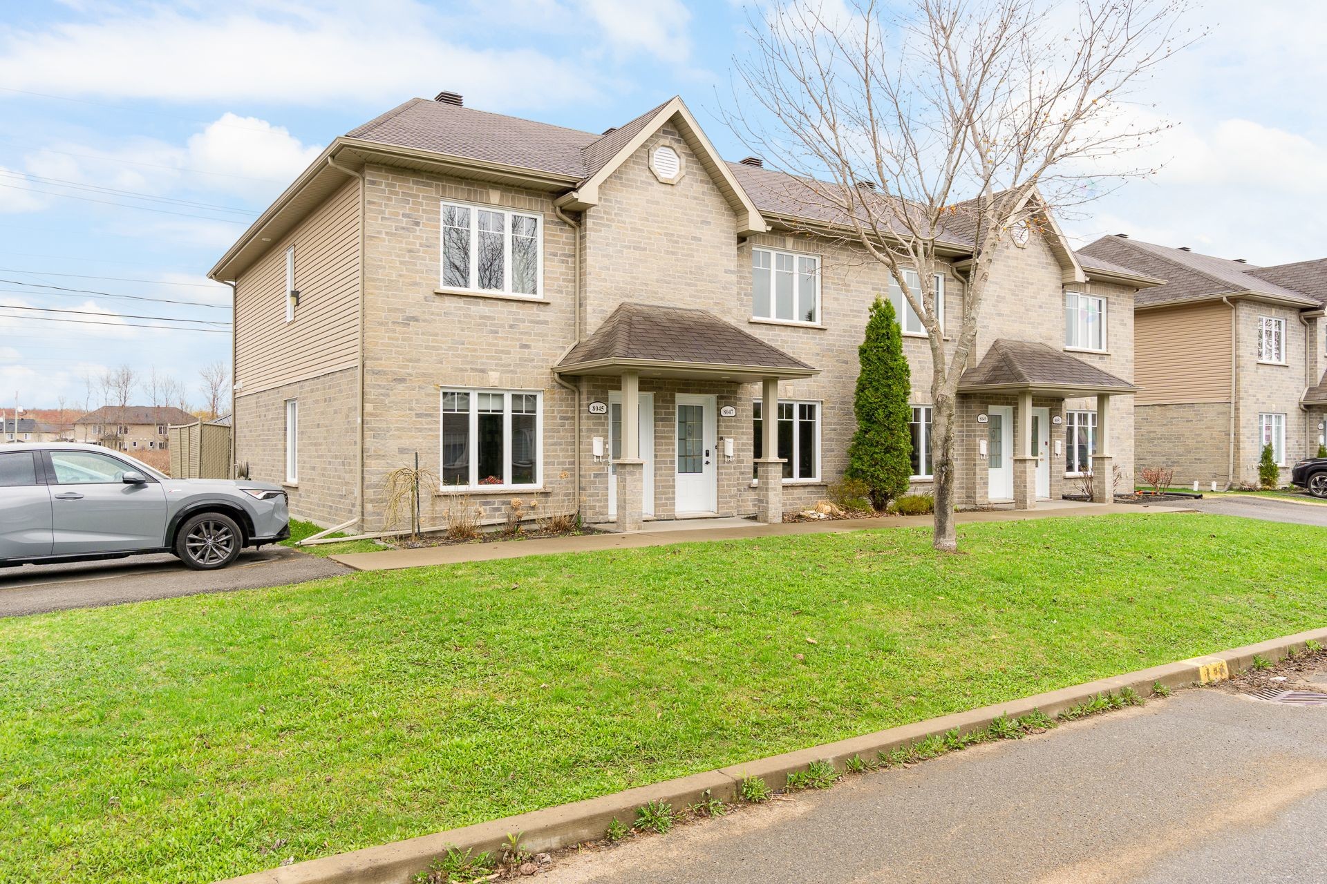 









8049


Rue J.-A.-Vincent

,
Trois-Rivières,




QC
G8Y7J9

