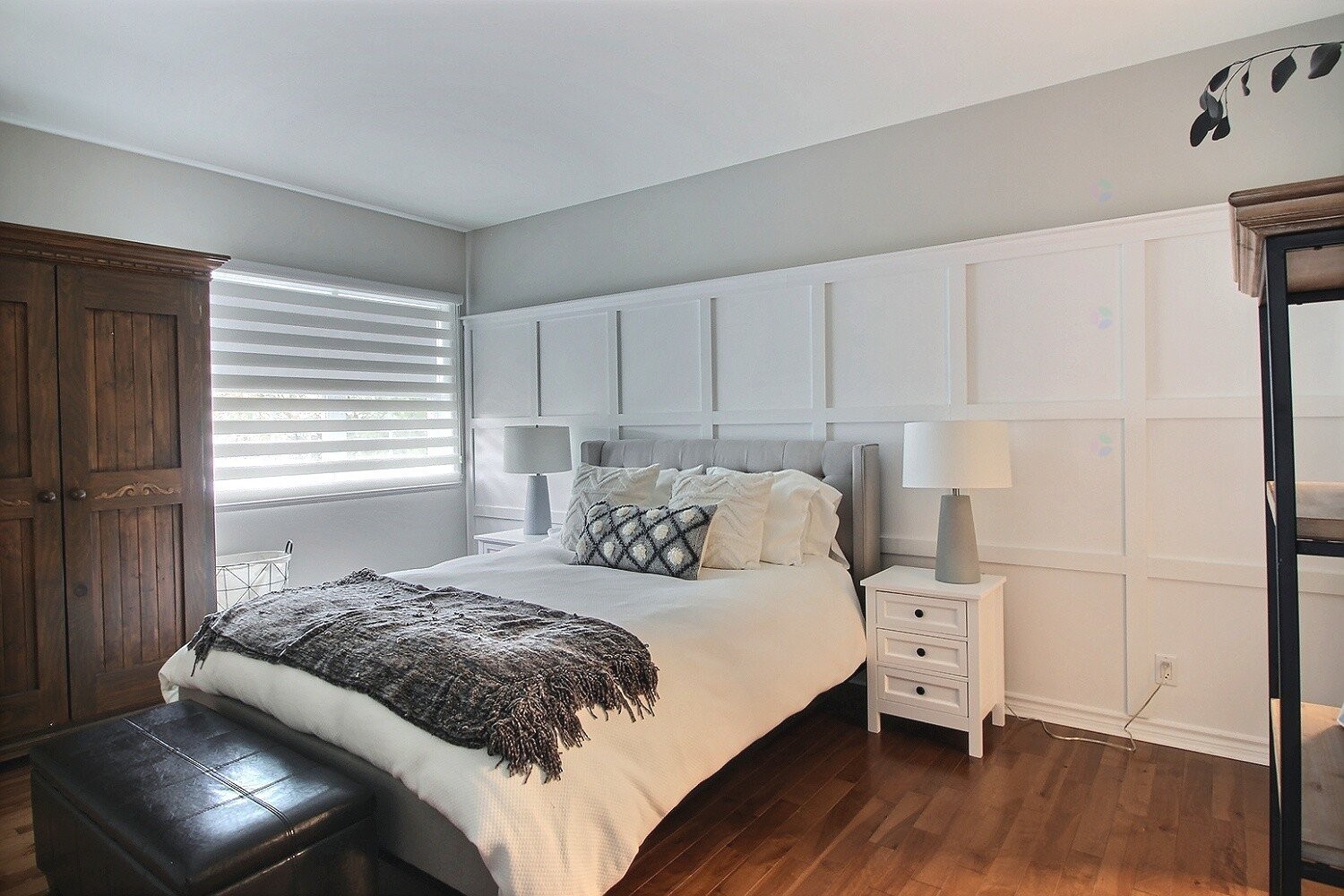









124


Boul. de Bromont

, 202,
Bromont,




QC
J2L2K8

