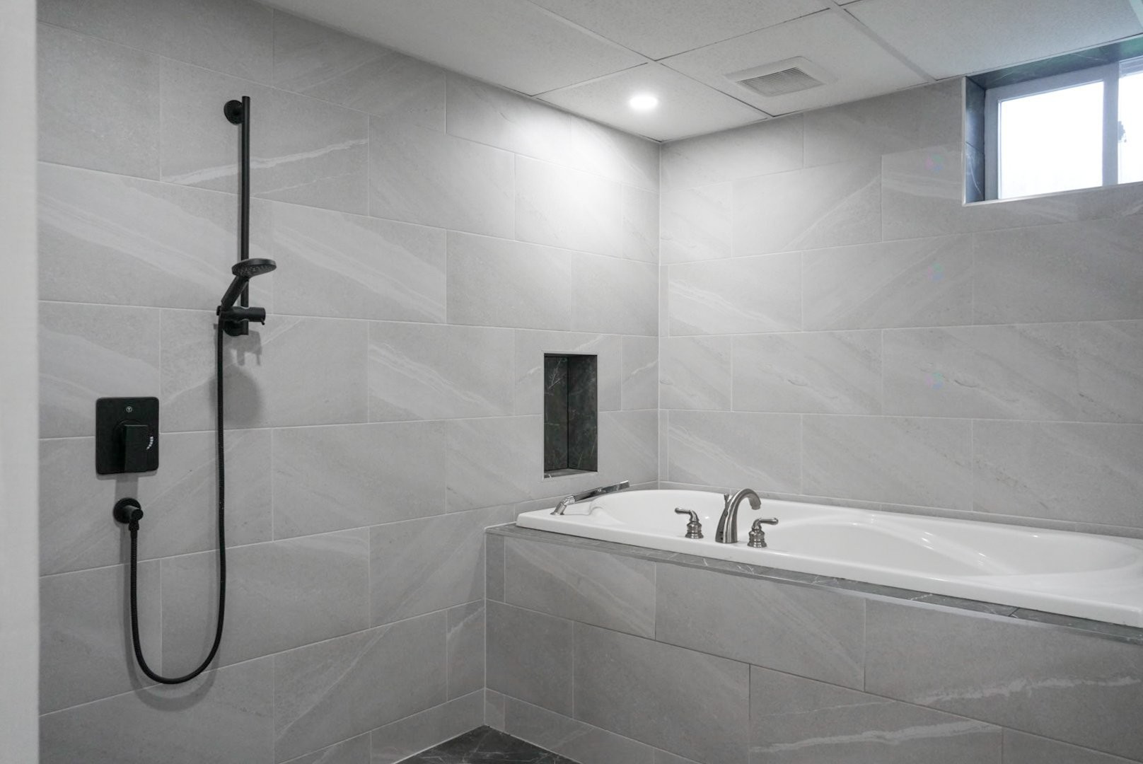 









530


Rue Carrière

,
Trois-Rivières,




QC
G8T7Y8

