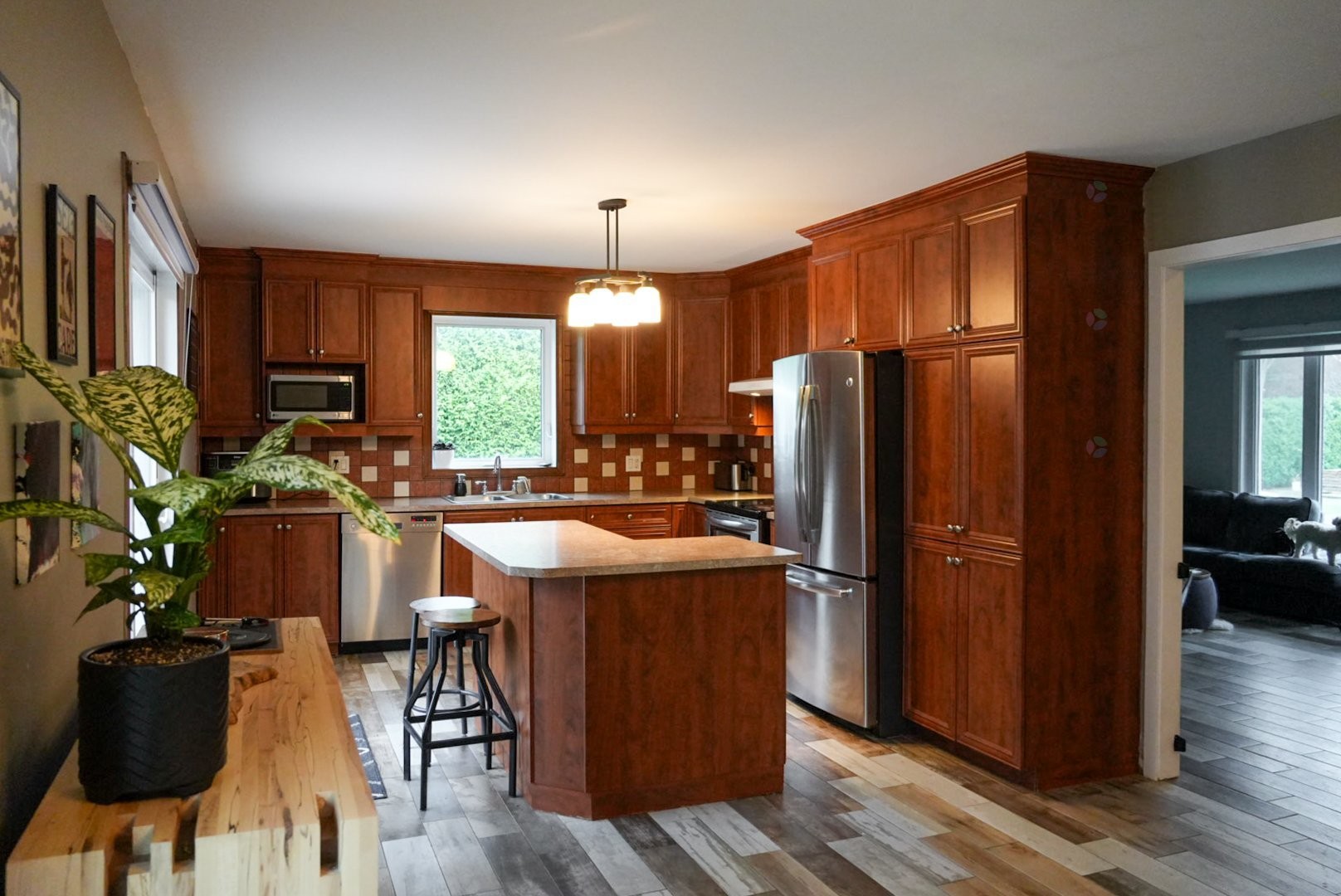 









530


Rue Carrière

,
Trois-Rivières,




QC
G8T7Y8

