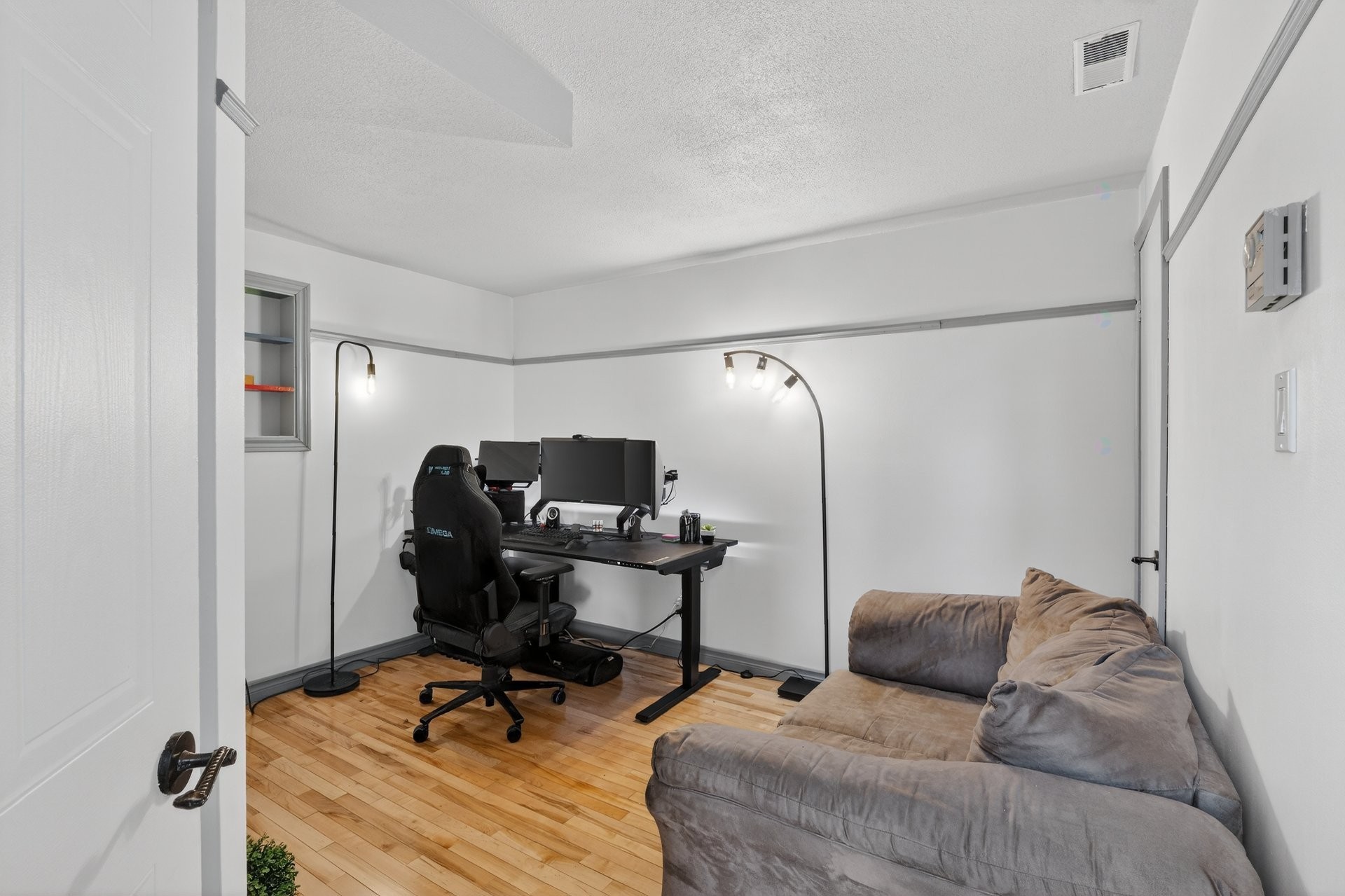 









3785


Rue Léon-Marcotte

,
Sherbrooke (Les Nations),




QC
J1L2C2

