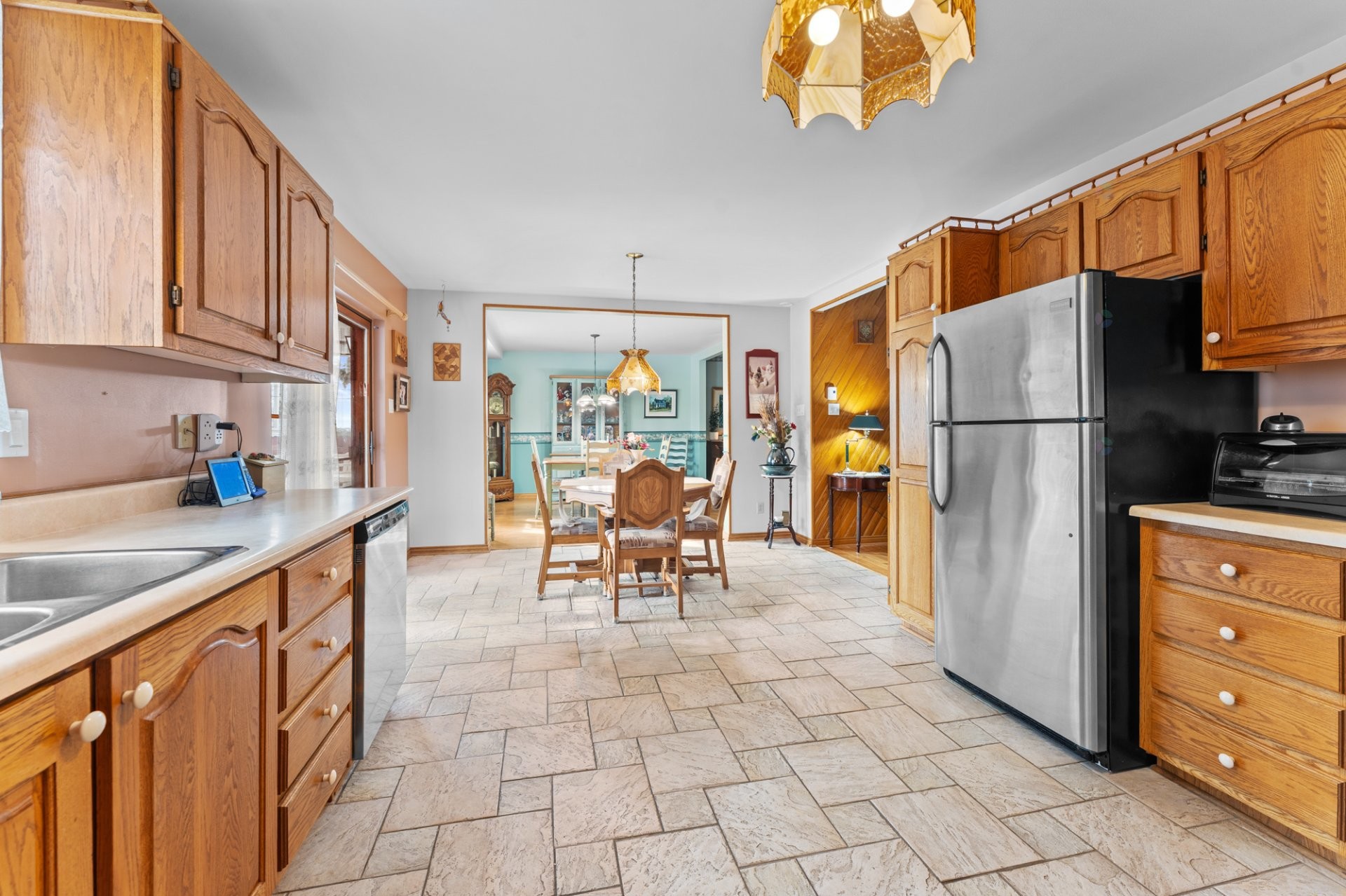 









16750


Boul. Gouin E.

,
Montréal (Rivière-des-Prairies/Pointe-aux-Trembles),




QC
H1A2G5

