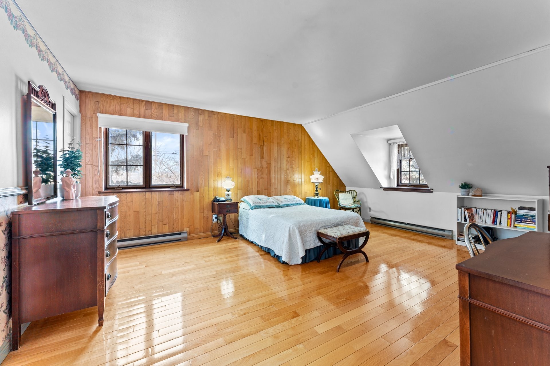 









16750


Boul. Gouin E.

,
Montréal (Rivière-des-Prairies/Pointe-aux-Trembles),




QC
H1A2G5

