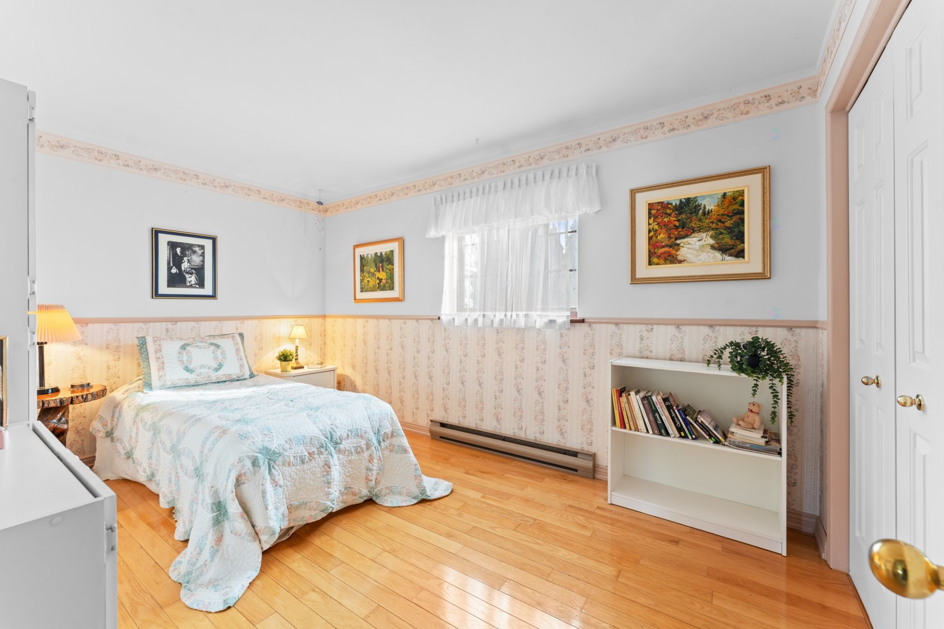 









16750


Boul. Gouin E.

,
Montréal (Rivière-des-Prairies/Pointe-aux-Trembles),




QC
H1A2G5


