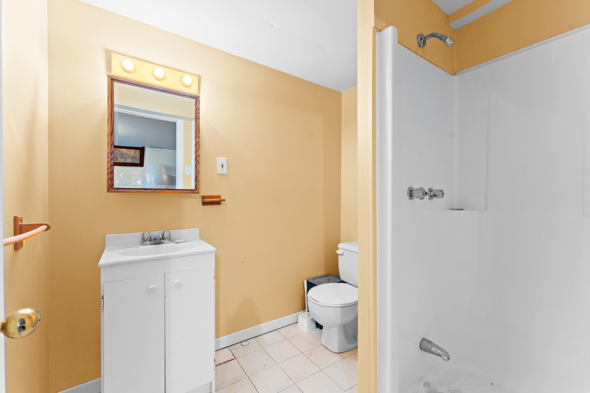 









16750


Boul. Gouin E.

,
Montréal (Rivière-des-Prairies/Pointe-aux-Trembles),




QC
H1A2G5

