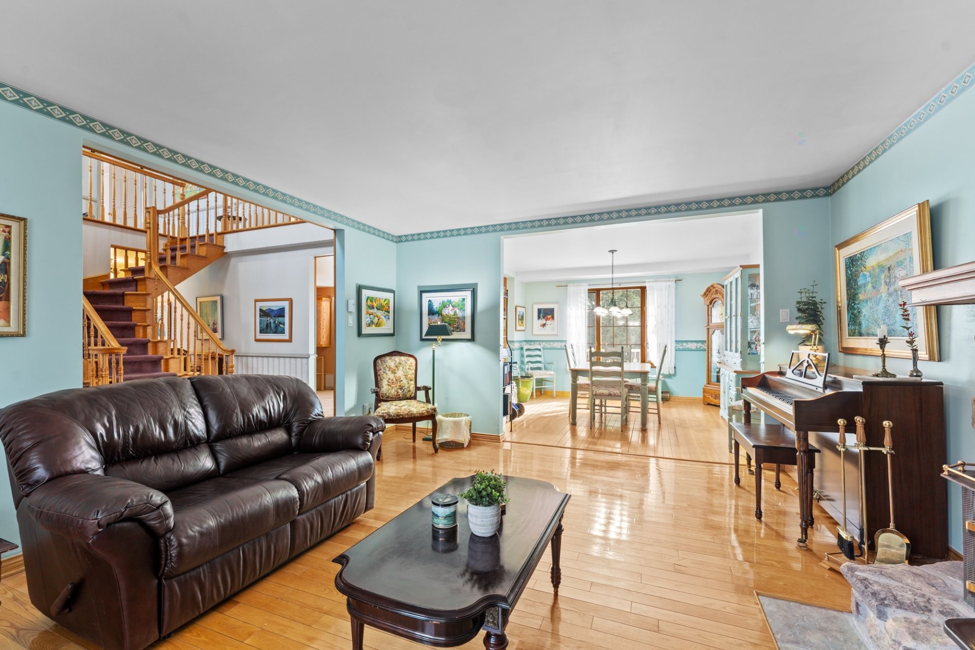 









16750


Boul. Gouin E.

,
Montréal (Rivière-des-Prairies/Pointe-aux-Trembles),




QC
H1A2G5

