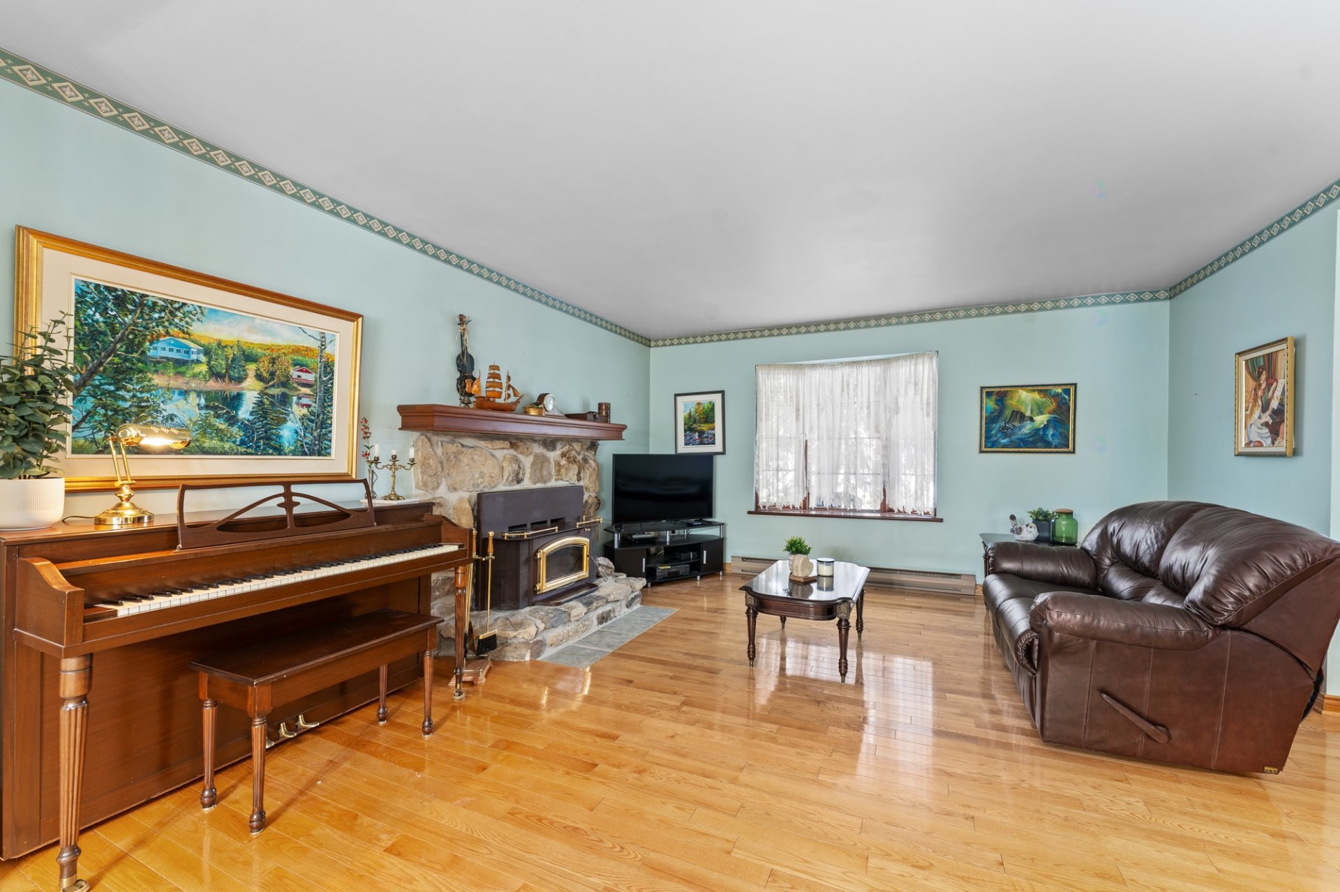 









16750


Boul. Gouin E.

,
Montréal (Rivière-des-Prairies/Pointe-aux-Trembles),




QC
H1A2G5

