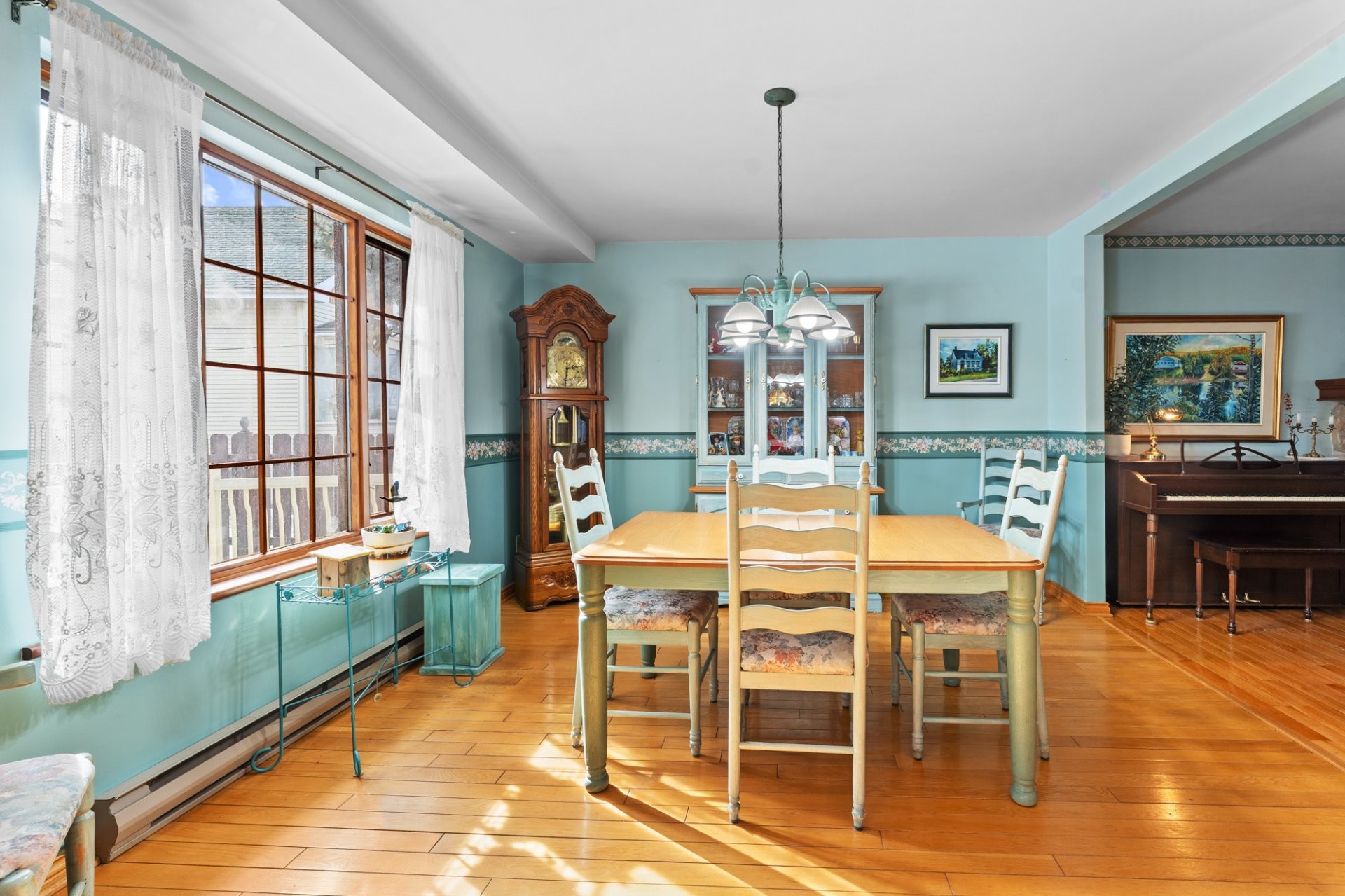 









16750


Boul. Gouin E.

,
Montréal (Rivière-des-Prairies/Pointe-aux-Trembles),




QC
H1A2G5

