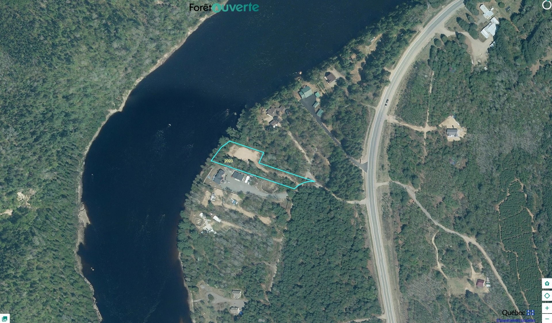 












Route 155 S.

,
La Tuque,







QC
G9X3N8

