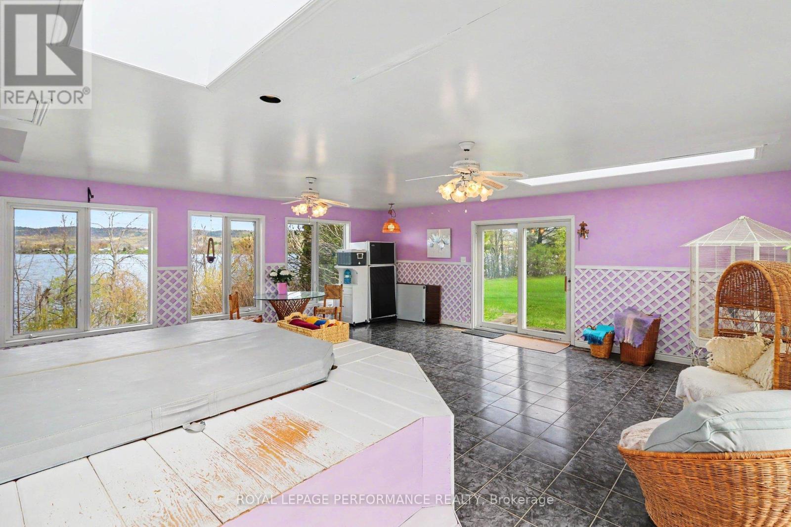 












935 CONCESSION 1 ROAD

,
Alfred and Plantagenet,




Ontario
K0B1J0

