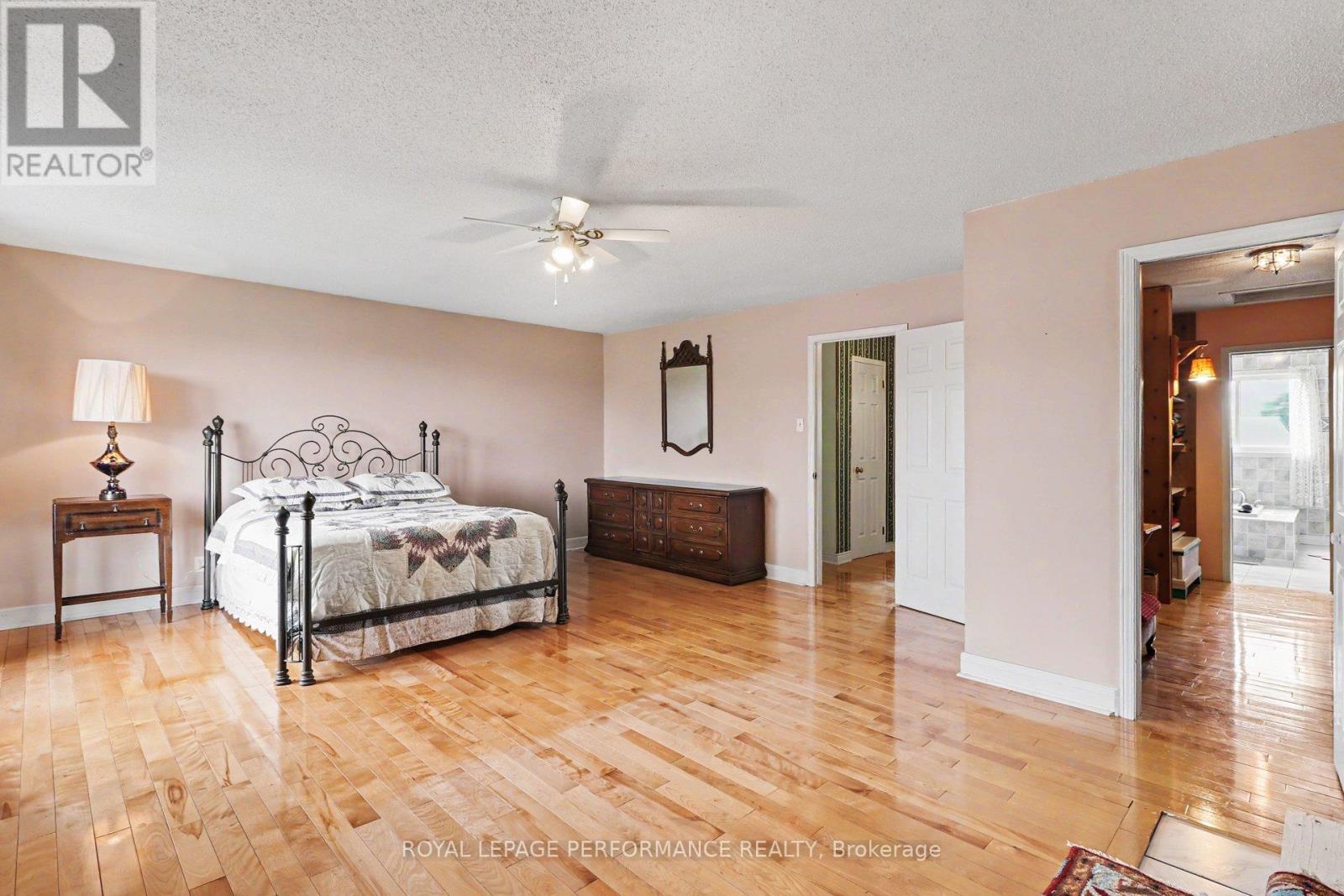












935 CONCESSION 1 ROAD

,
Alfred and Plantagenet,




Ontario
K0B1J0


