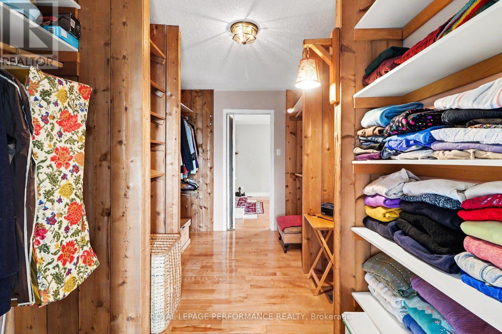 












935 CONCESSION 1 ROAD

,
Alfred and Plantagenet,




Ontario
K0B1J0

