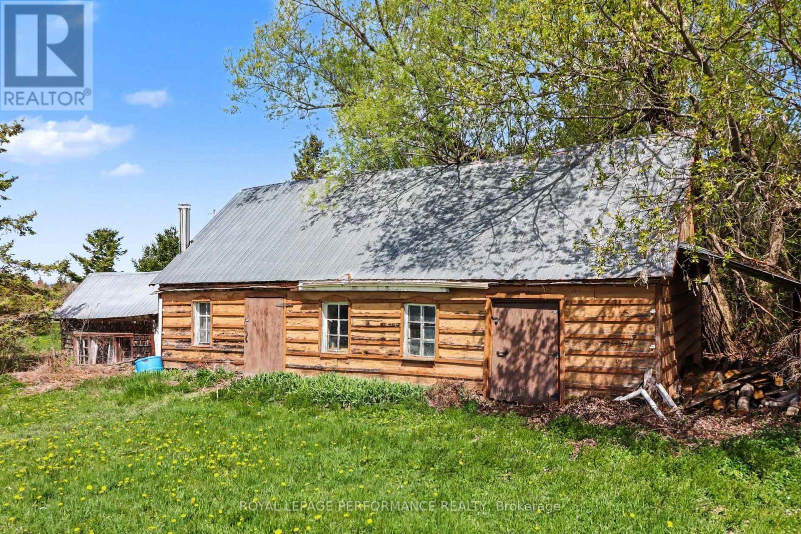 












935 CONCESSION 1 ROAD

,
Alfred and Plantagenet,




Ontario
K0B1J0

