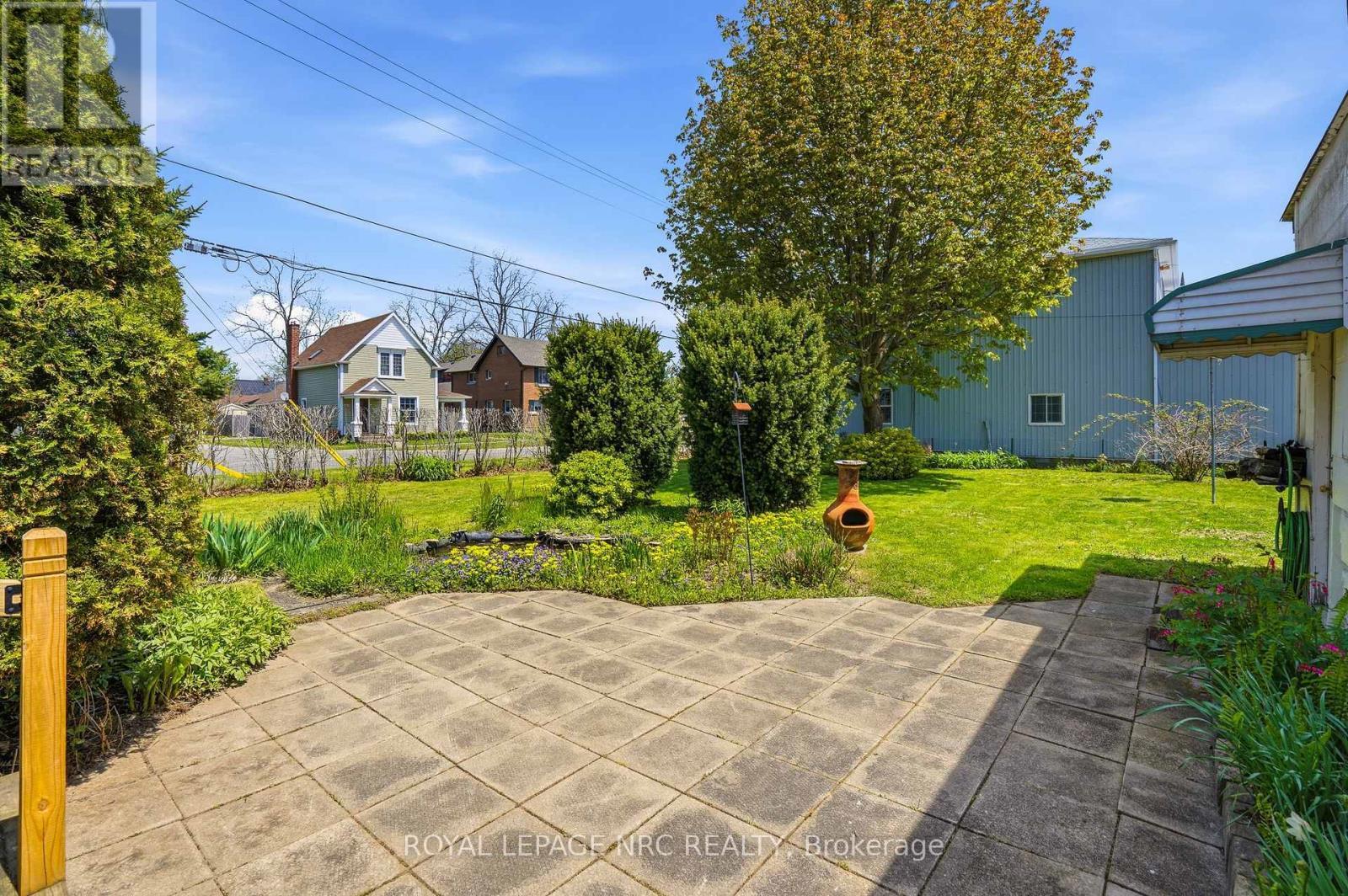 












3721 DOMINION ROAD

,
Fort Erie (Ridgeway),




Ontario
L0S1N0

