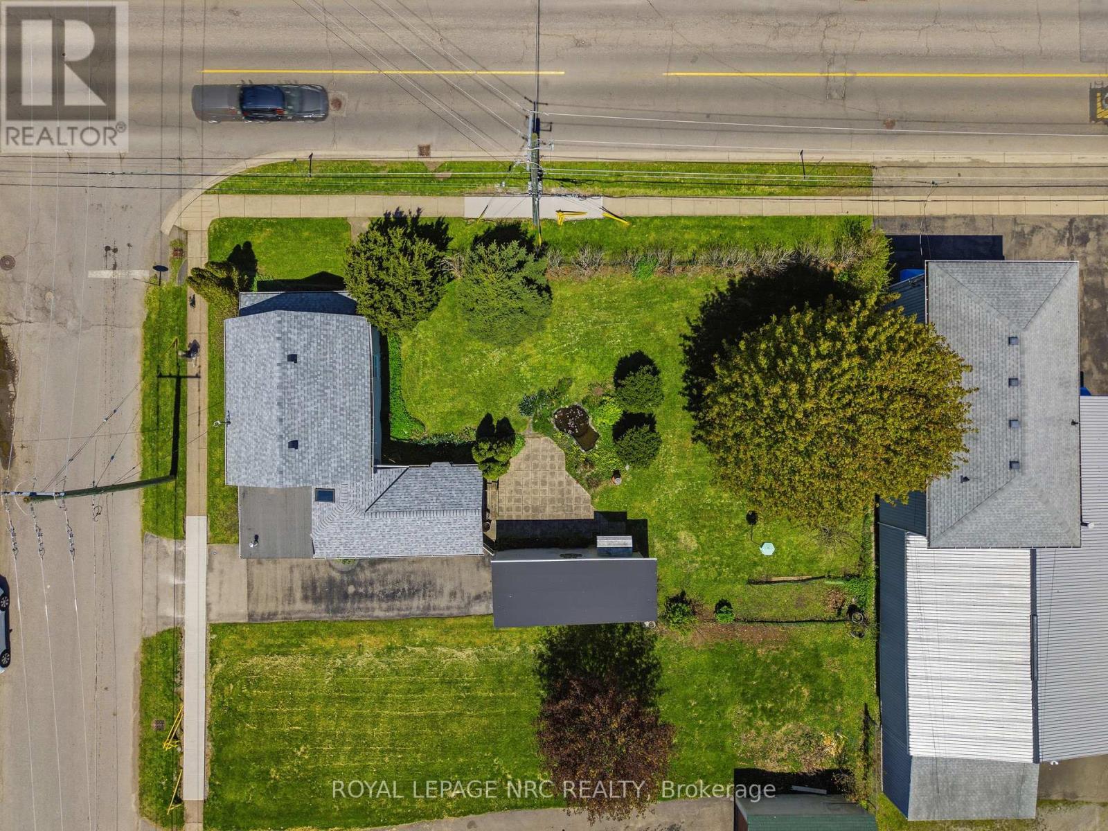 












3721 DOMINION ROAD

,
Fort Erie (Ridgeway),




Ontario
L0S1N0

