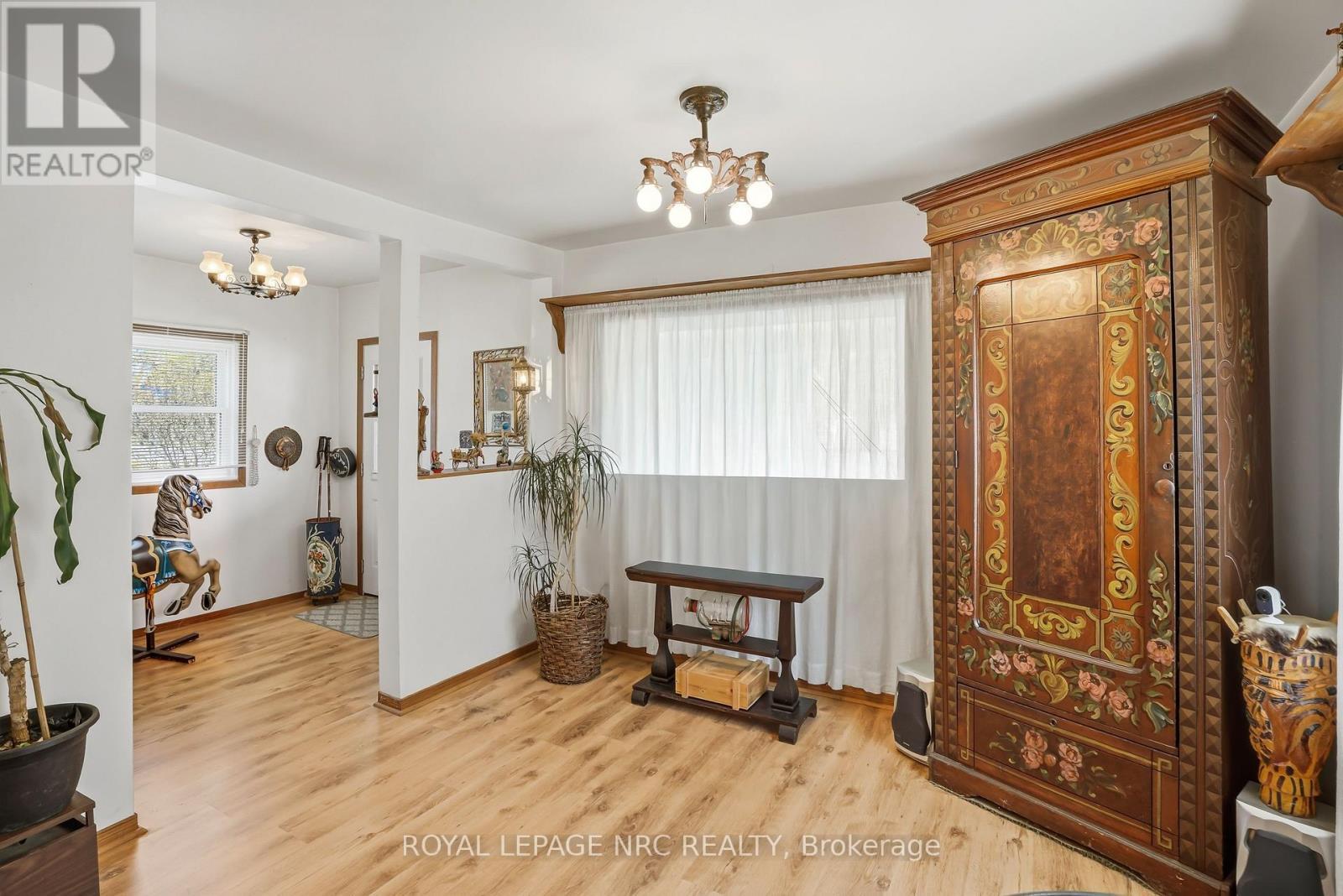 












3721 DOMINION ROAD

,
Fort Erie (Ridgeway),




Ontario
L0S1N0

