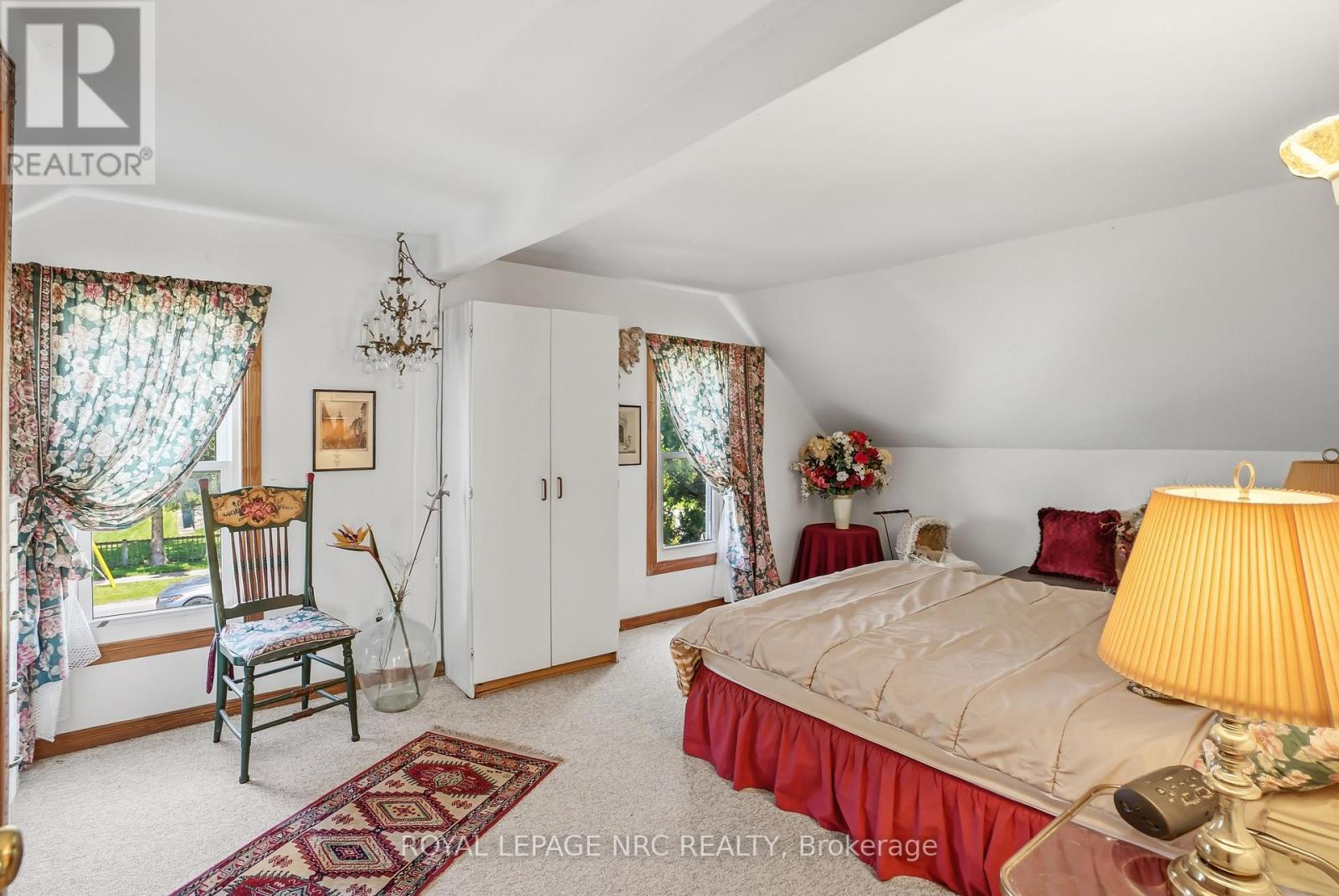 












3721 DOMINION ROAD

,
Fort Erie (Ridgeway),




Ontario
L0S1N0

