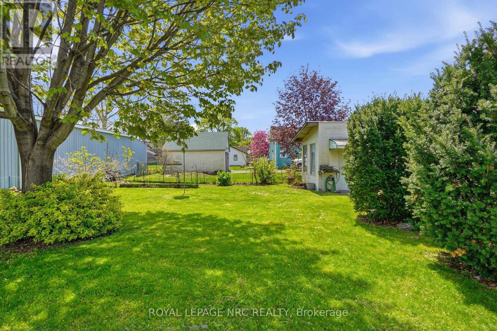 












3721 DOMINION ROAD

,
Fort Erie (Ridgeway),




Ontario
L0S1N0

